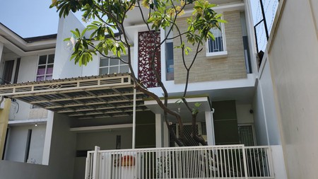Dijual Cepat! Rumah 2 Lantai di Regency One Wonorejo, Rungkut - Lokasi Premium