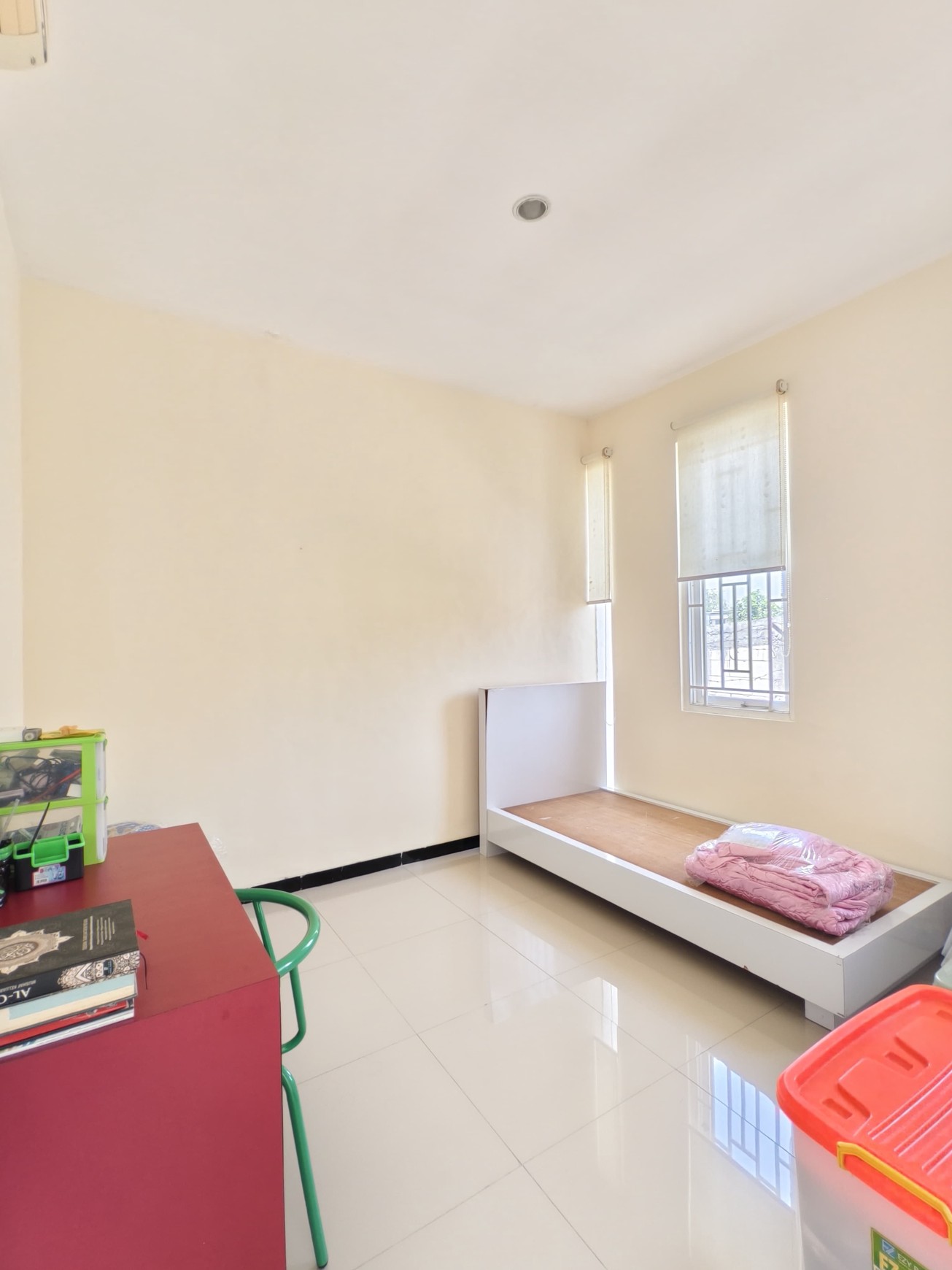 Rumah Cantik Harga Terbaik di Regency One Wonorejo - Akses Mudah ke Tengah Kota