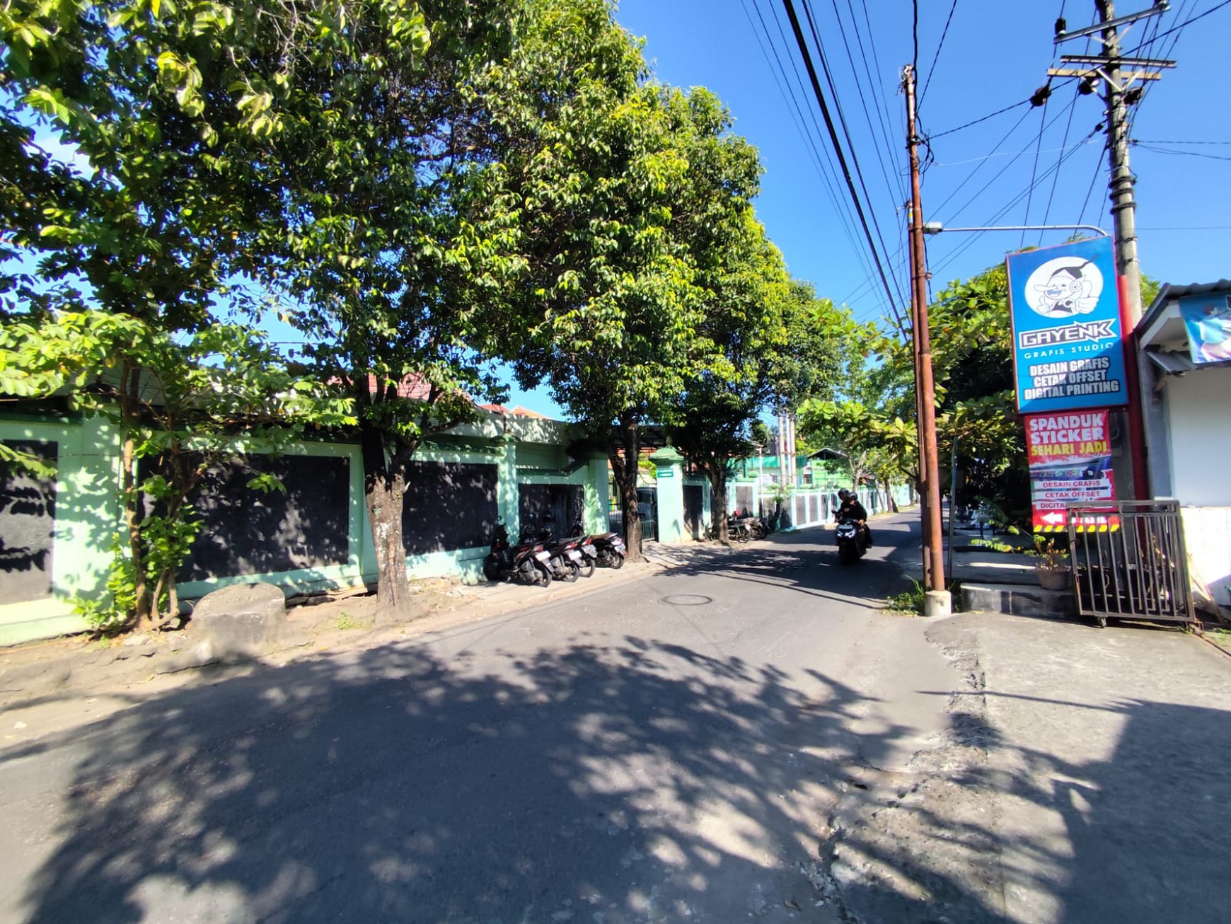Tanah 584  Meter Persegi Cocok Untuk Ruang Usaha, Sorosutan Umbulharjo, Yogyakarta