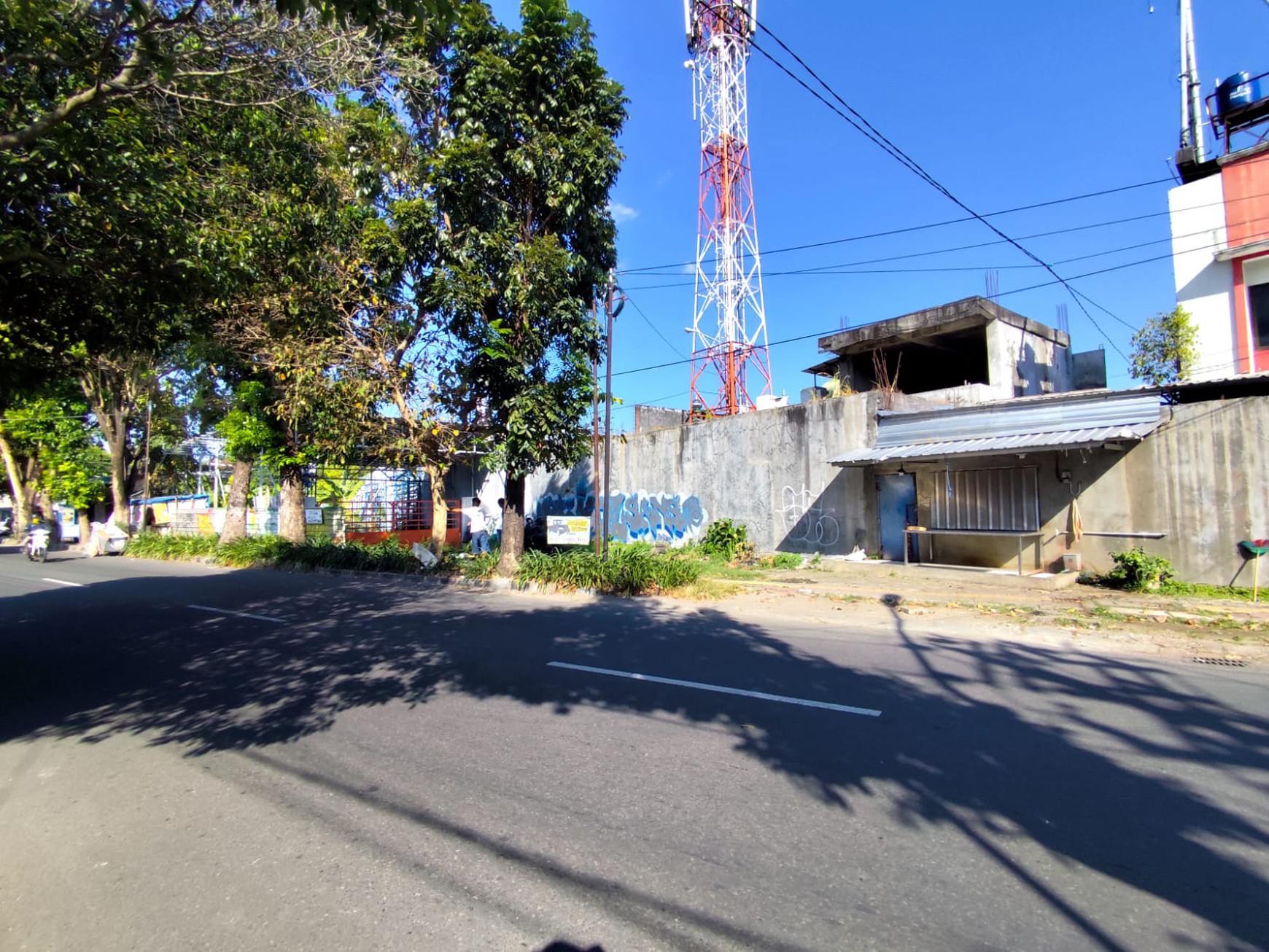 Tanah 584  Meter Persegi Cocok Untuk Ruang Usaha, Sorosutan Umbulharjo, Yogyakarta