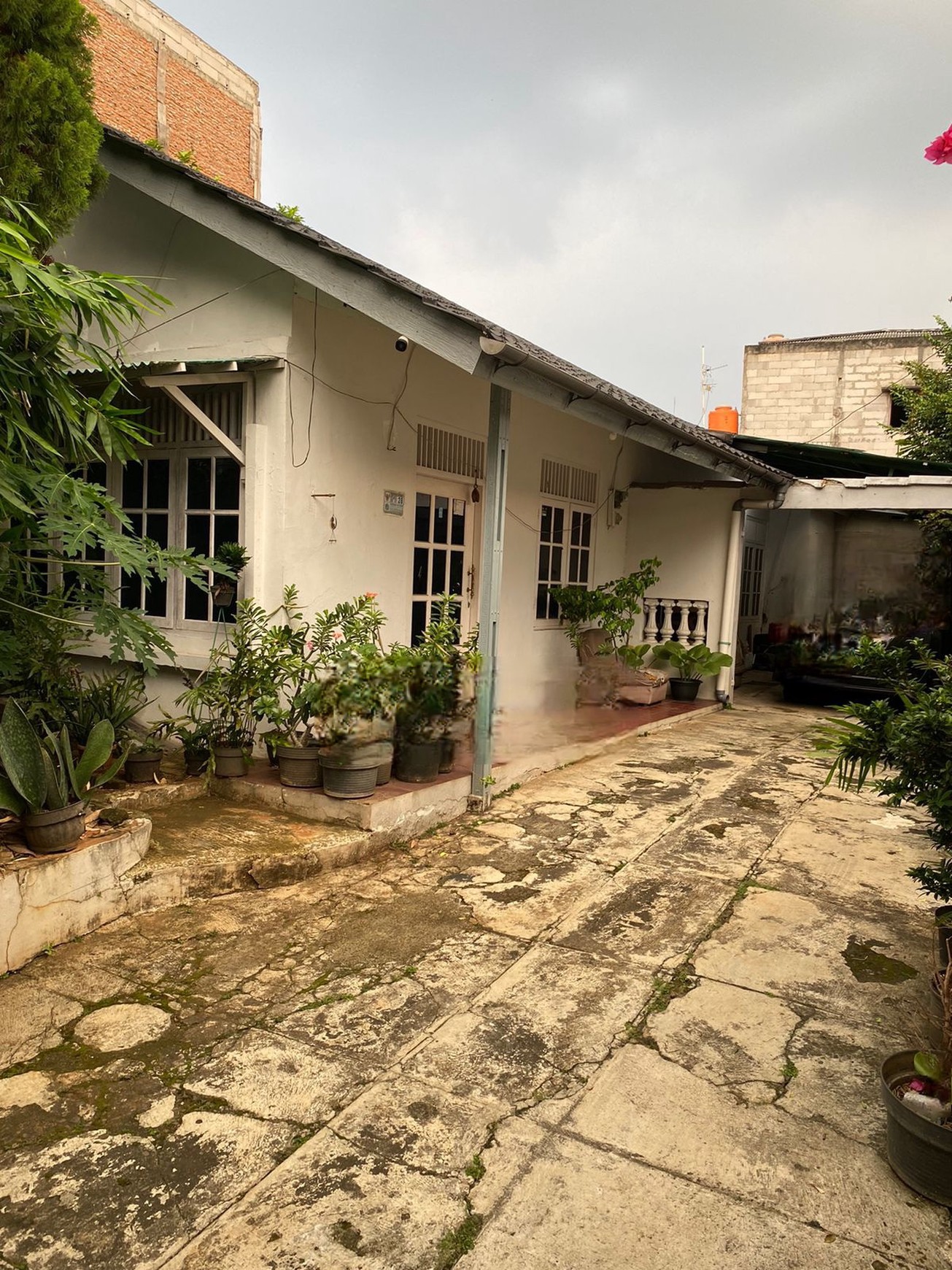 Dijual rumah hitung tanah di Jatipadang, Pasar Minggu, jakarta selatan