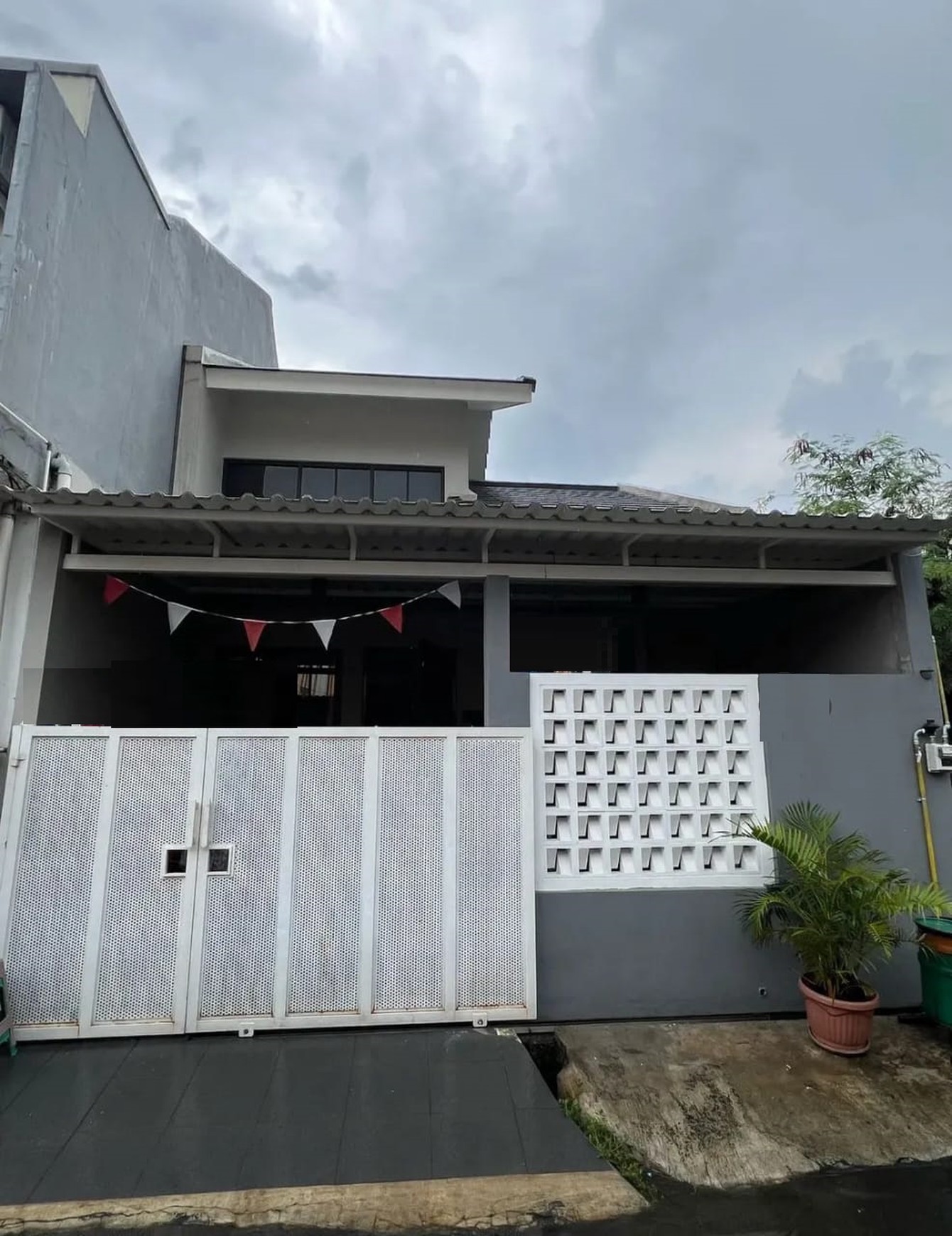 Rumah Minimalis, Bagus, dalam Cluster di Graha Bintaro