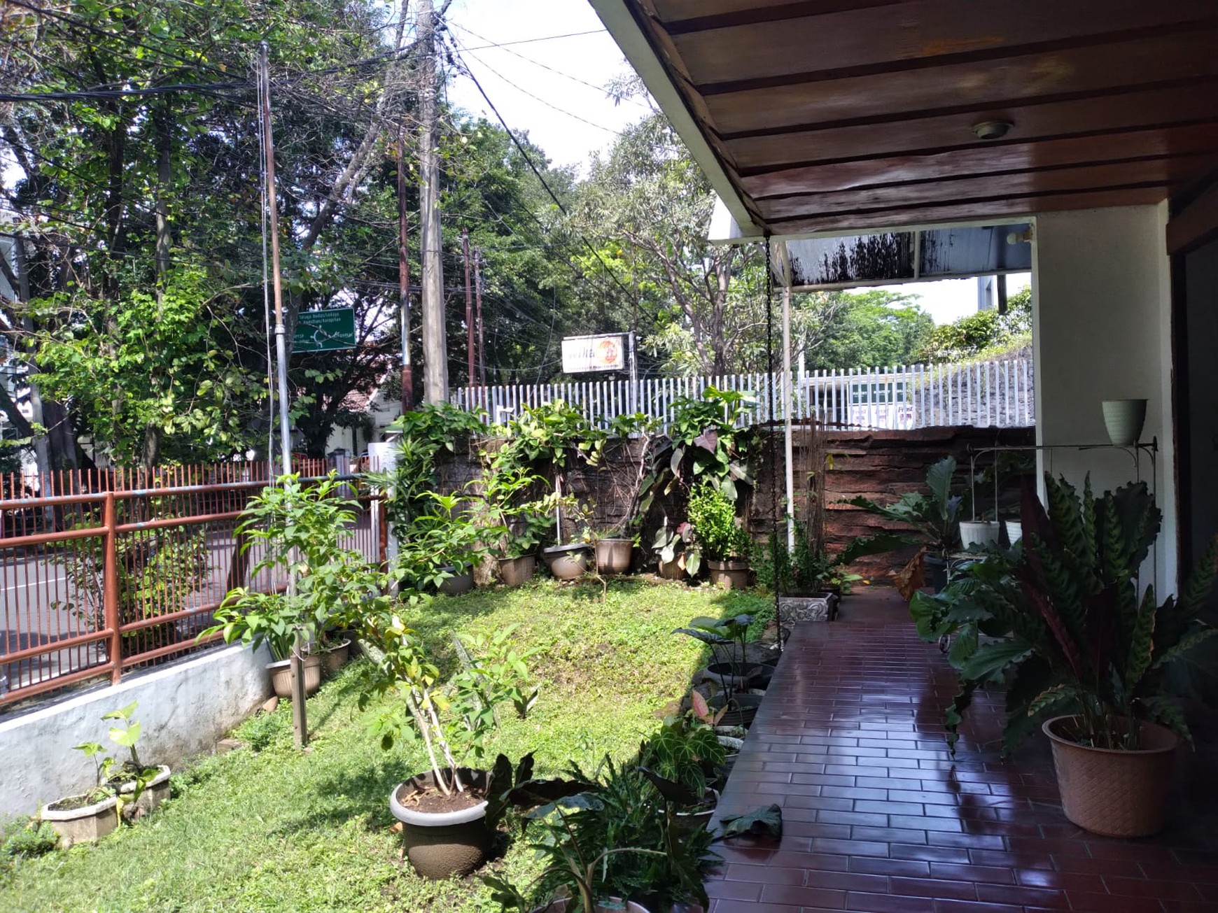 Rumah Hitung Tanah Area Cipete