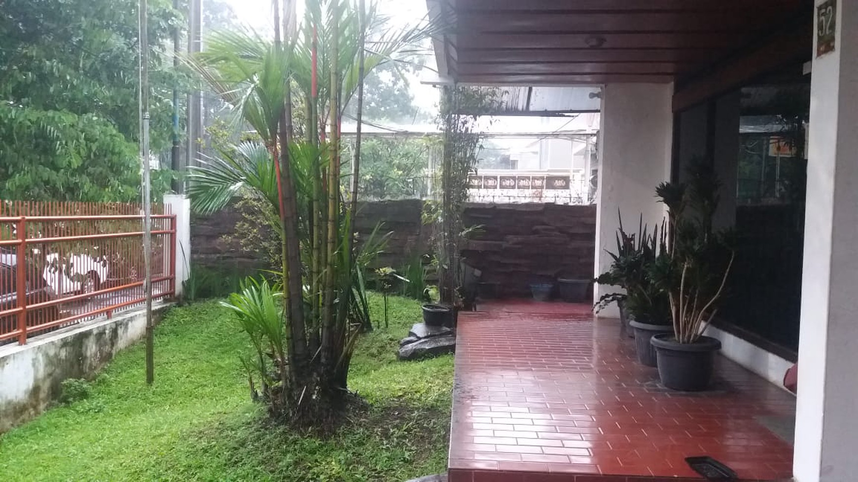 Rumah Hitung Tanah Area Cipete