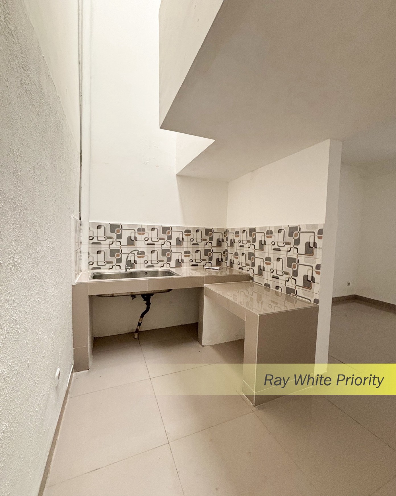 Rumah Baru Renovasi di Emerald  Bintaro #DG