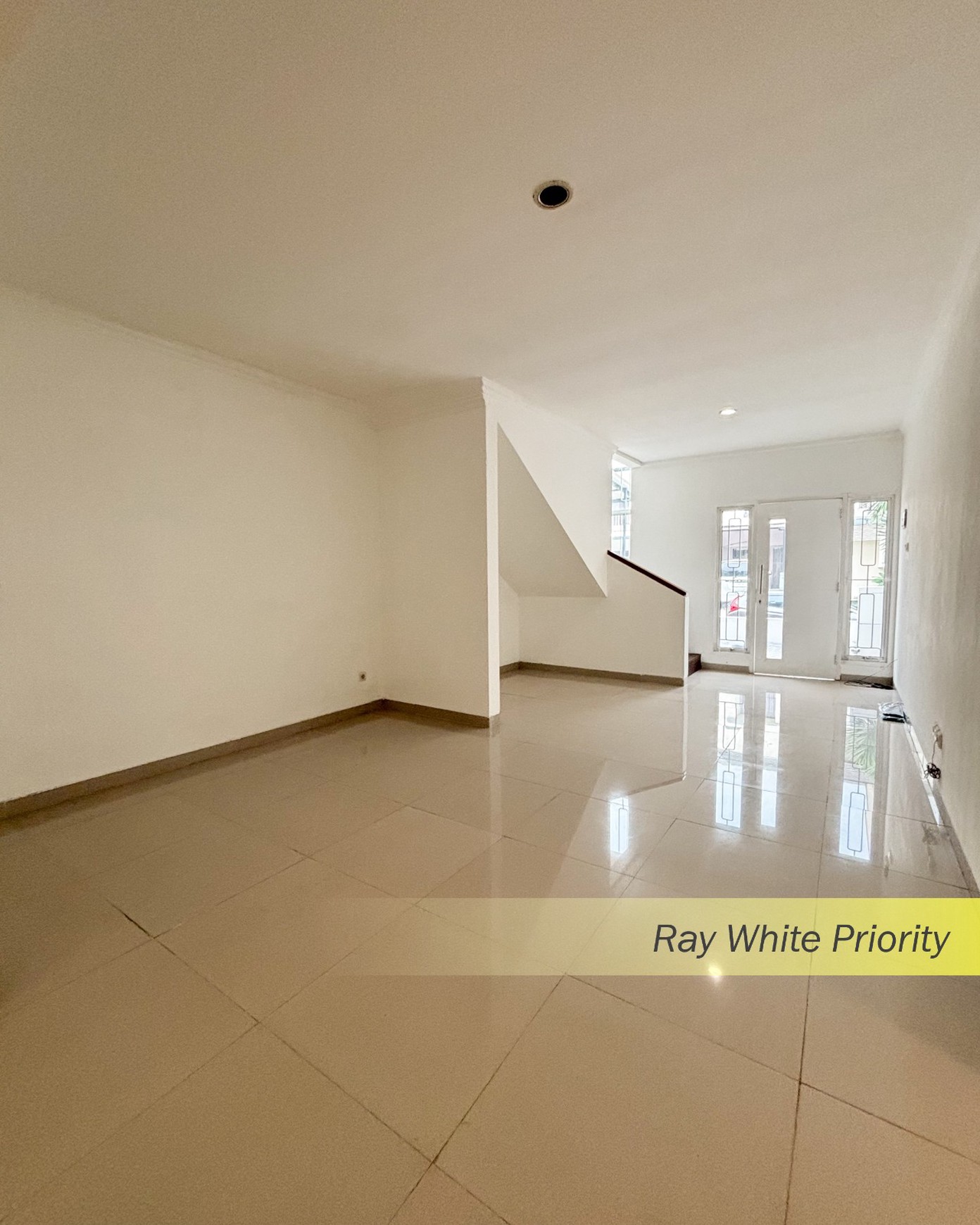 Rumah Baru Renovasi di Emerald  Bintaro #DG
