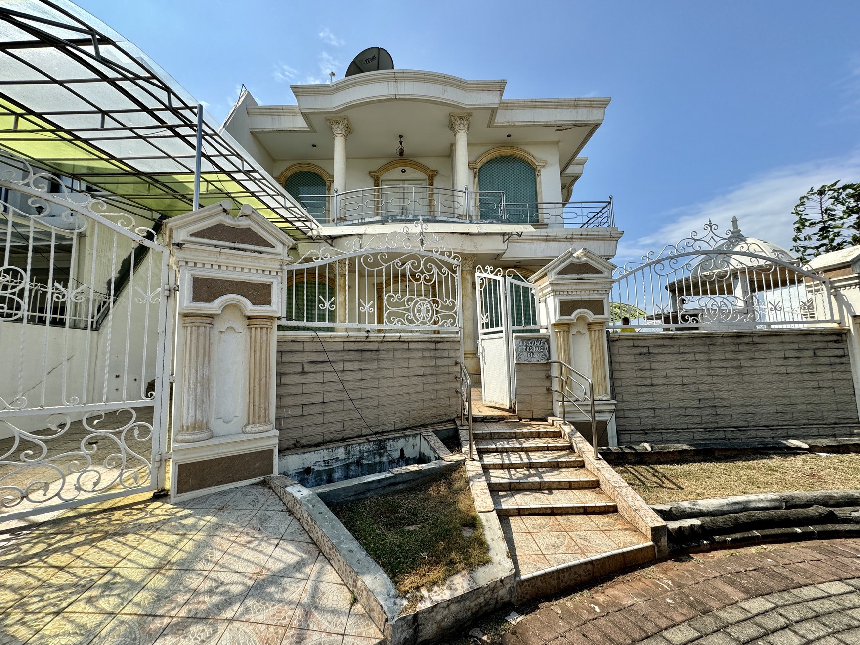 Dijual  Rumah di Camar Elok, Pik Jakarta Utara