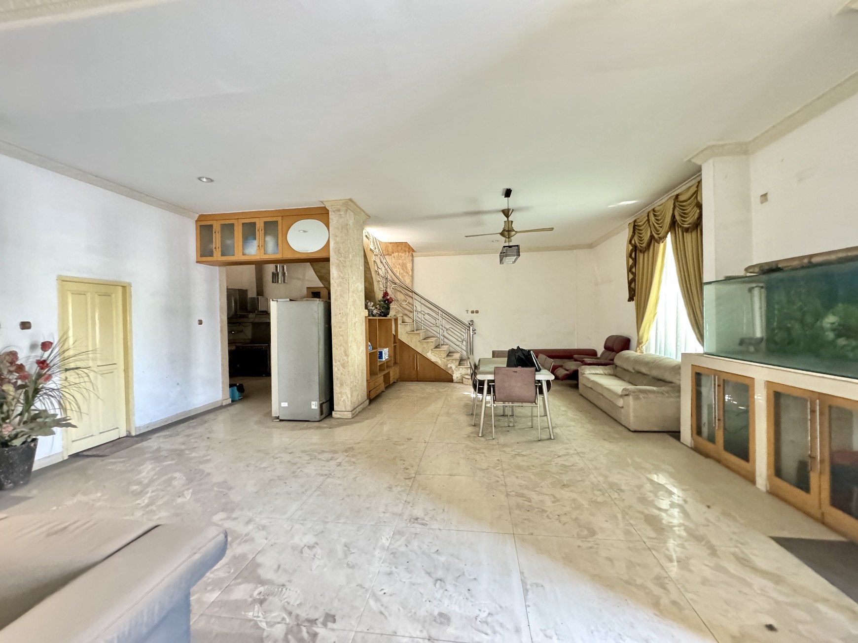 Dijual  Rumah di Camar Elok, Pik Jakarta Utara
