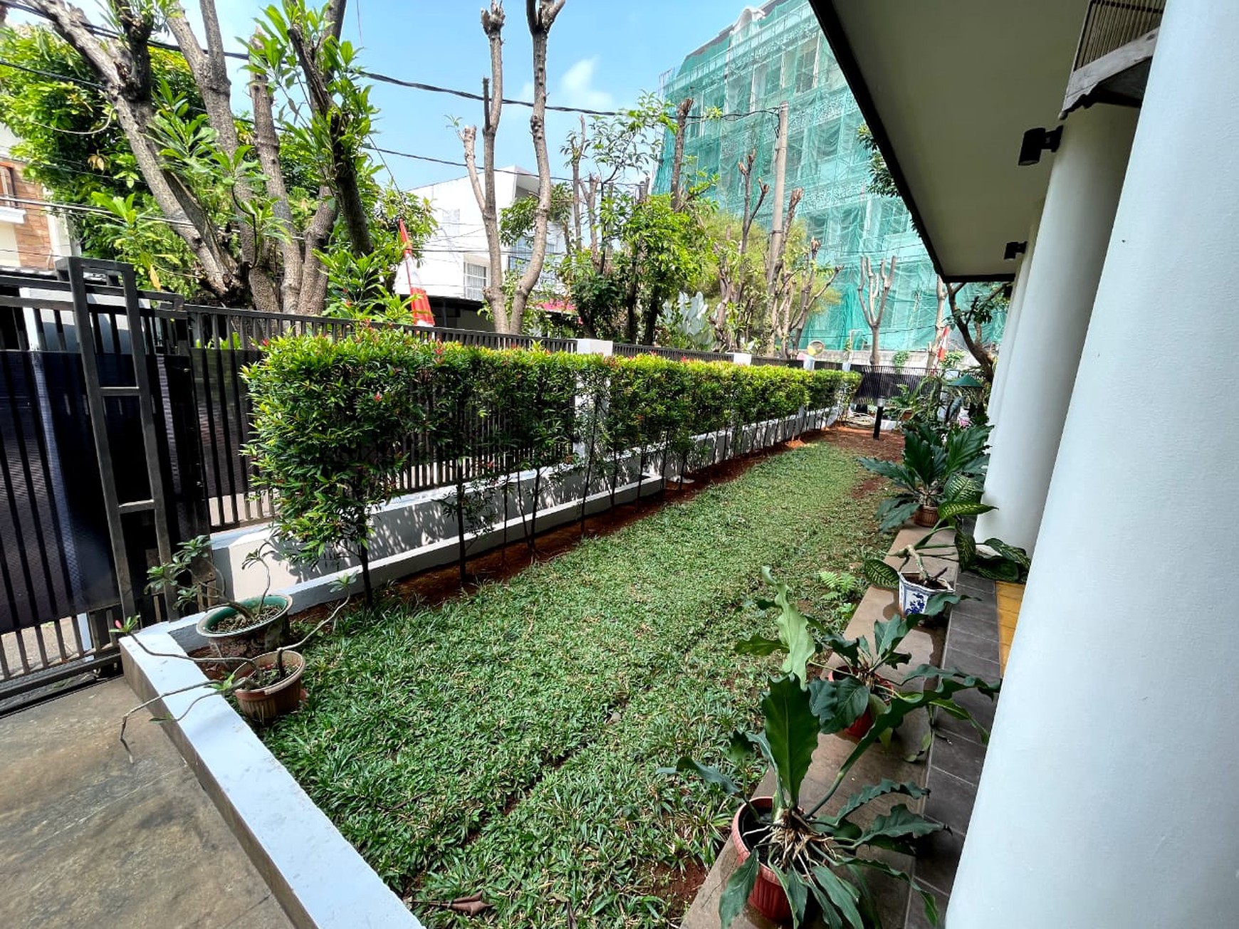 Dijual Rumah Bumi Asih, Perum Bumi Karang Indah, Cilandak