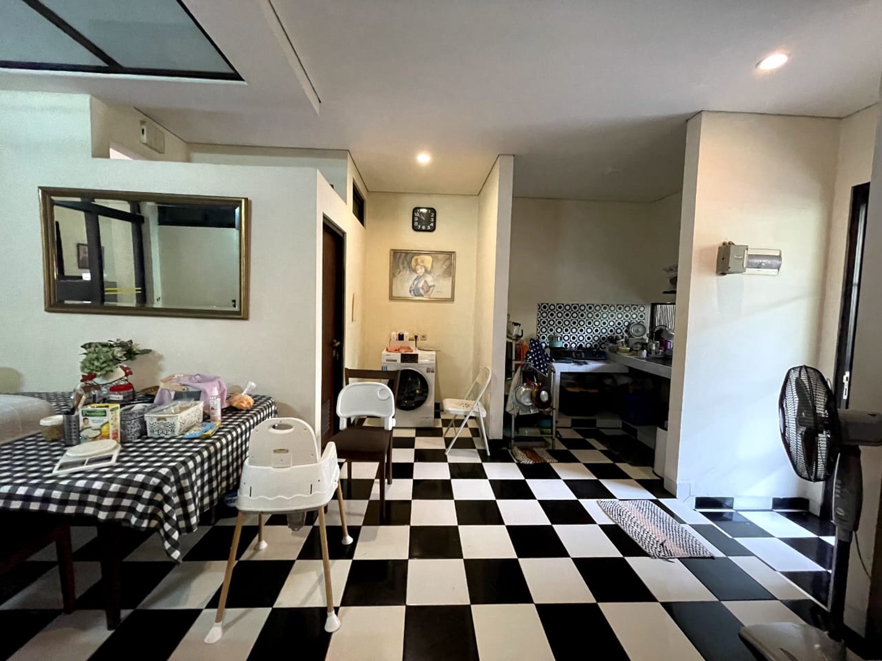 Dijual Rumah Bumi Asih, Perum Bumi Karang Indah, Cilandak