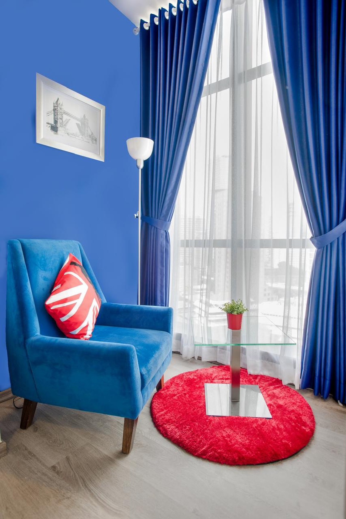 Disewakan Unit Apartemen Sudirman Suites - Lantai 17, Luas 42m, Furnished