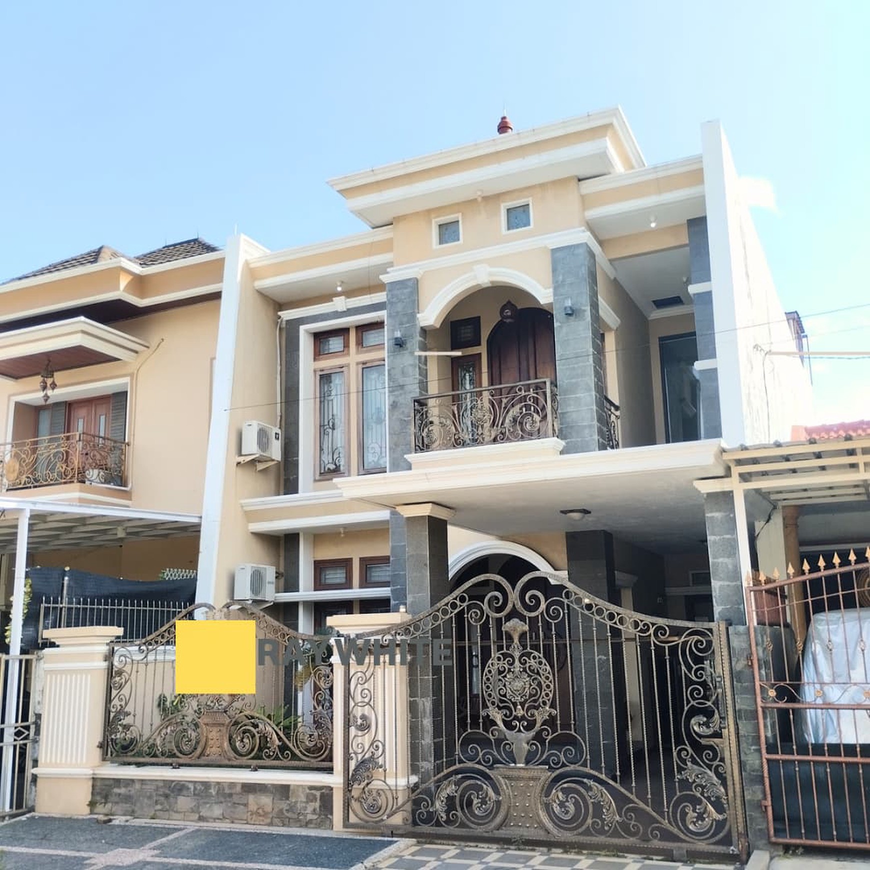 Dijual Rumah Way Halim 2 Lantai Bandar Lampung