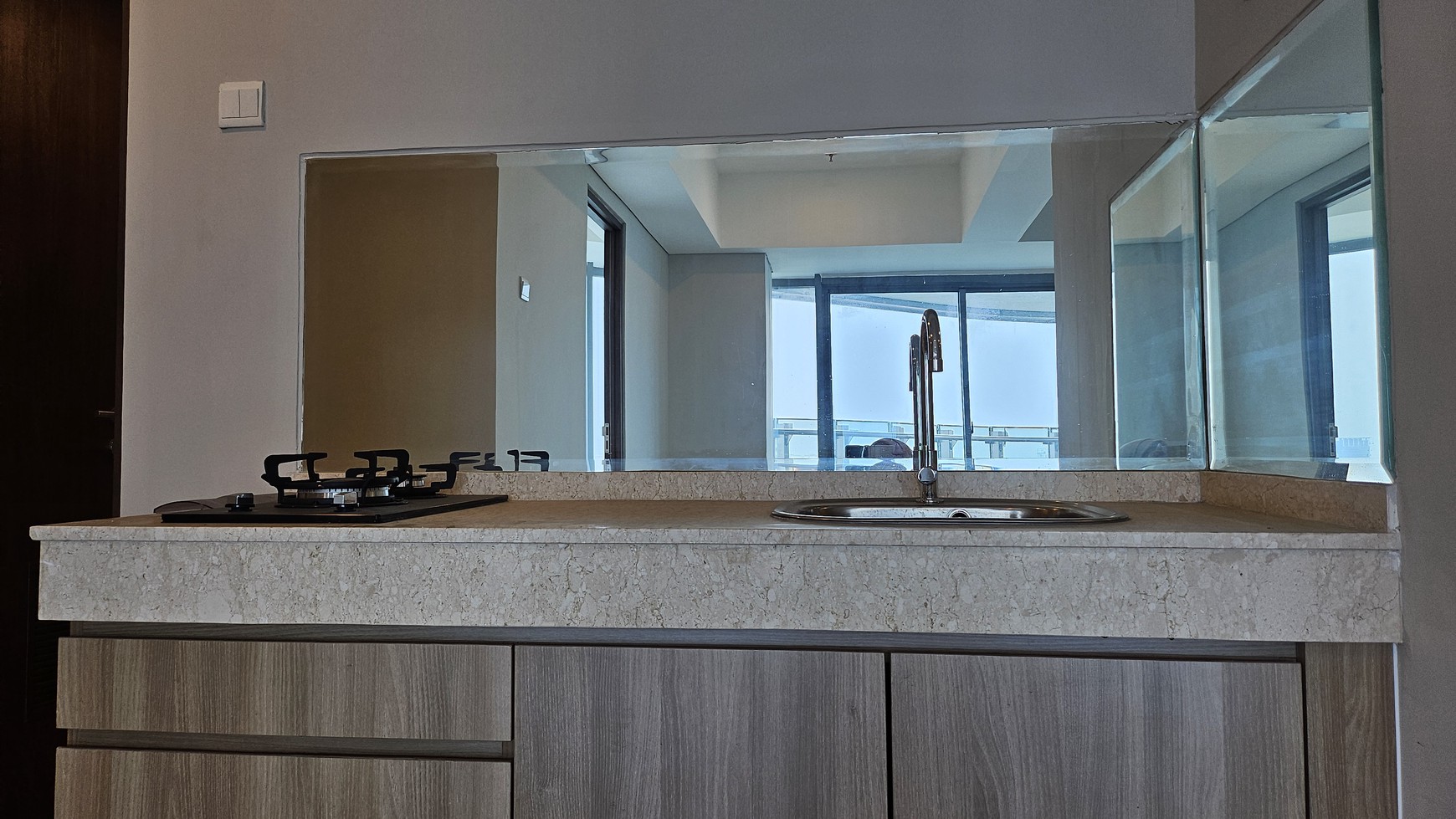 Dijual Apartment Bellevue Place MT.Haryono Tebet Barat Jakarta Selatan
