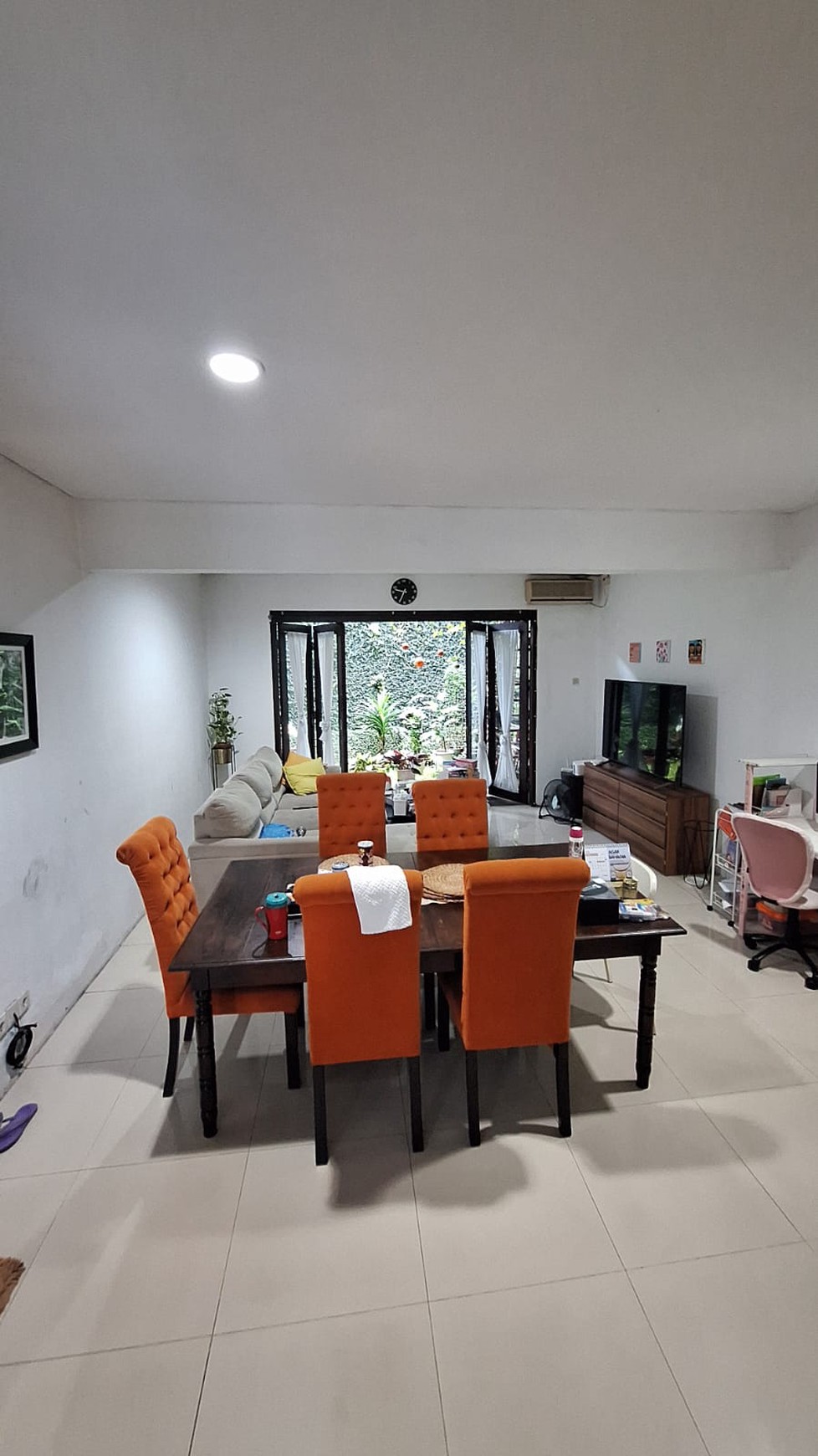 Rumah Bagus 2 Lantai Siap Huni KT 3+1 KM 2+1 SHM @Jombang, Ciputat