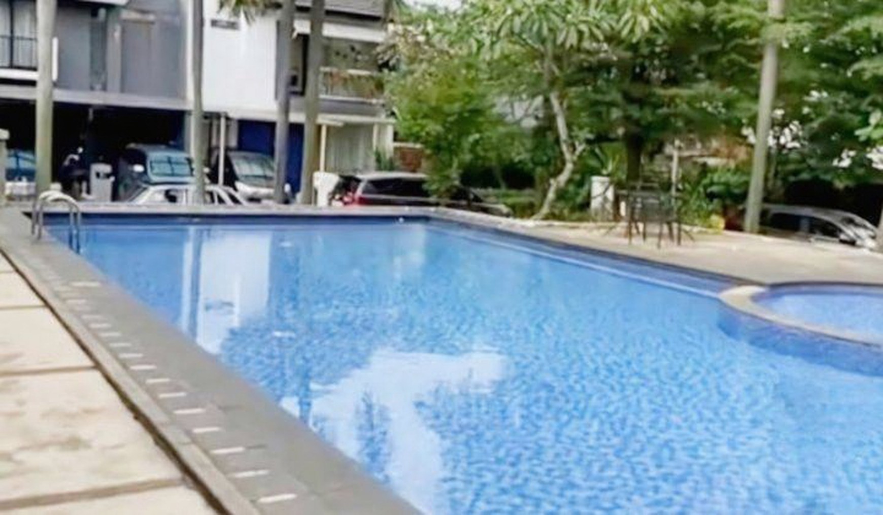 Rumah Bagus 2 Lantai Siap Huni KT 3+1 KM 2+1 SHM @Jombang, Ciputat