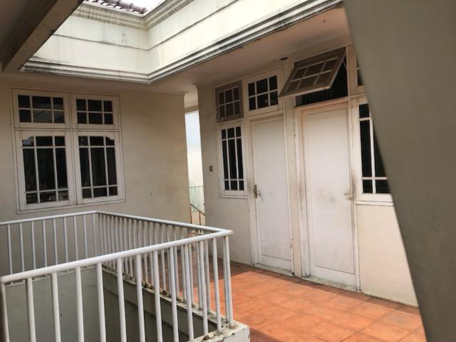 Rumah Murah Pondok Indah Tanah Luas Posisi Hook