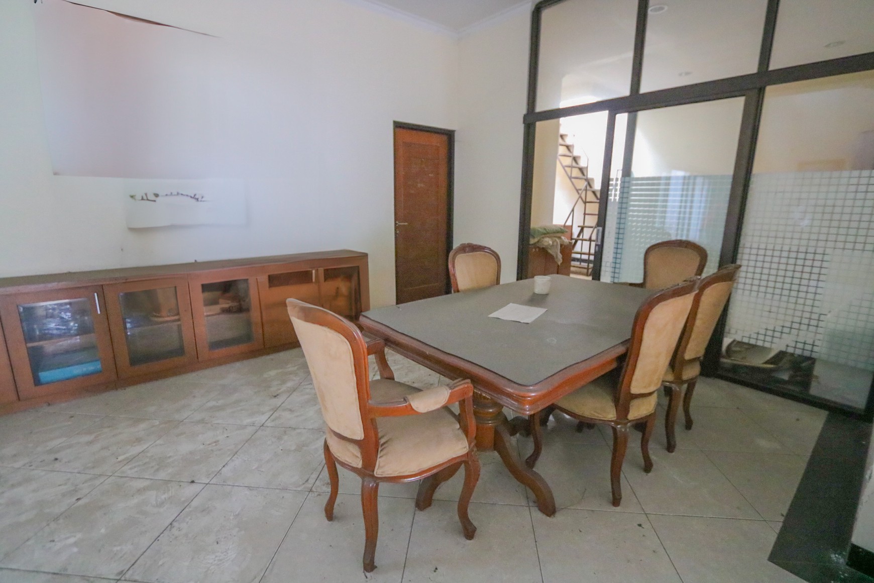 RUMAH NYAMAN LINGKUNGAN ELIT, BATUNUNGGAL, AKSES MUDAH GATOT SUBROTO, DAGO, SETRADUTA