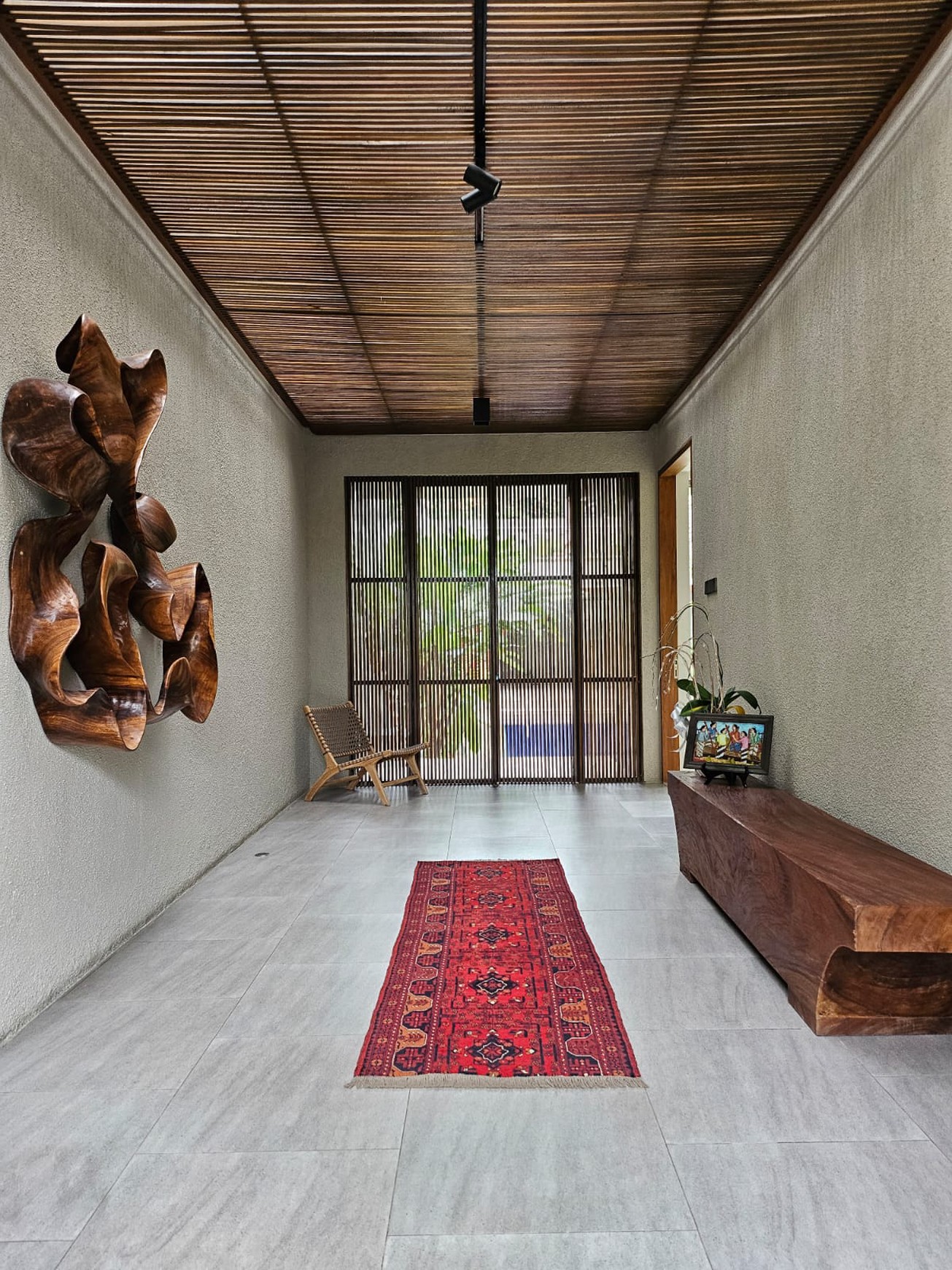 Dijual Rumah Baru - Tropical Modern Design