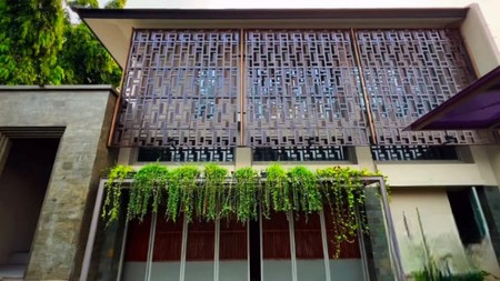 Dijual Rumah Baru - Tropical Modern Design
