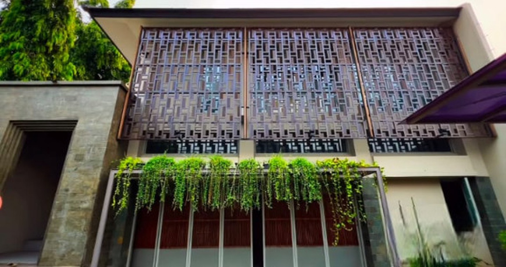 Dijual Rumah Baru - Tropical Modern Design