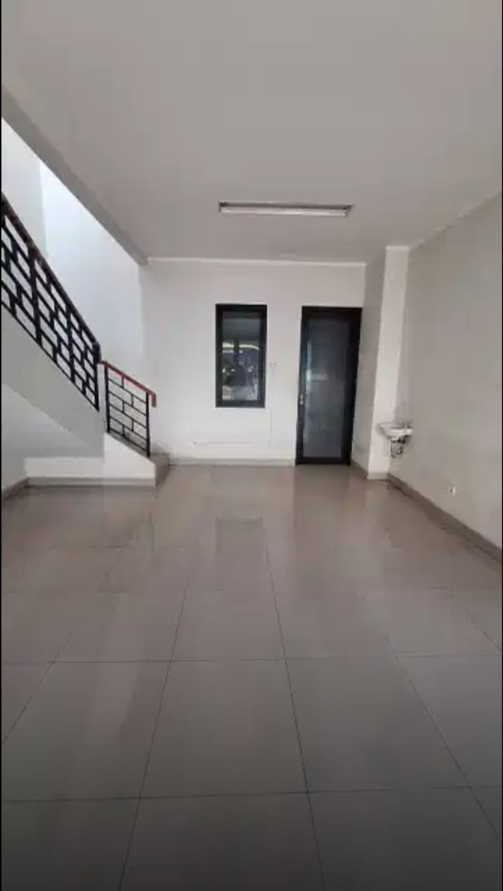 Ruko Siap Pakai Di Ruko Neo Fiera Graha Raya Bintaro Jaya
