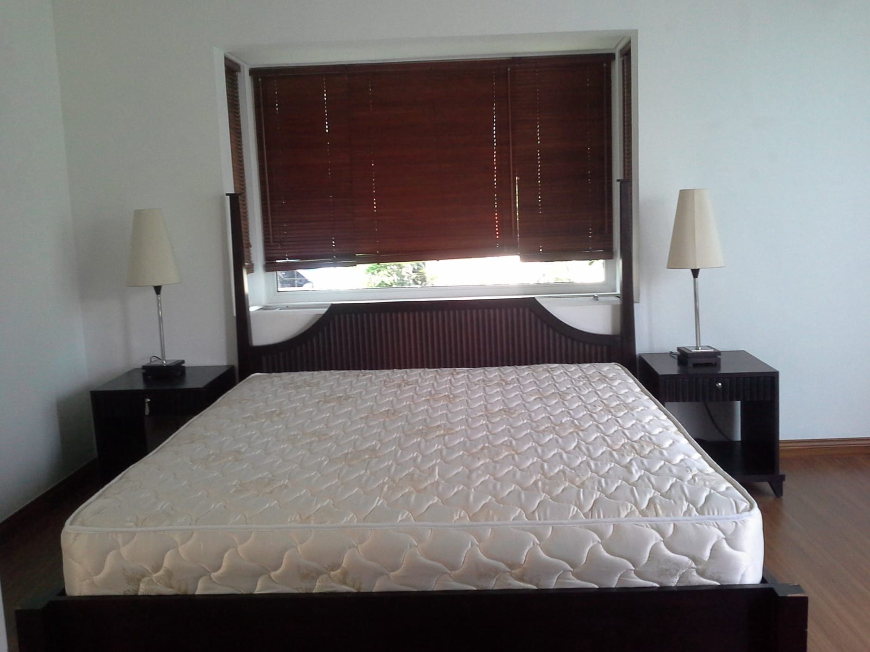 DIJUAL RUMAH SIAP CANTIK Di CASA ROYAL - CIPETE Lokasi STRATEGIS