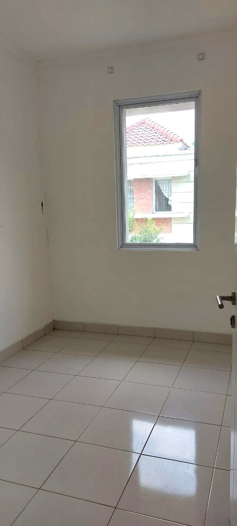 Rumah Minimalis di Cluster Amarilo Village Gading Serpong