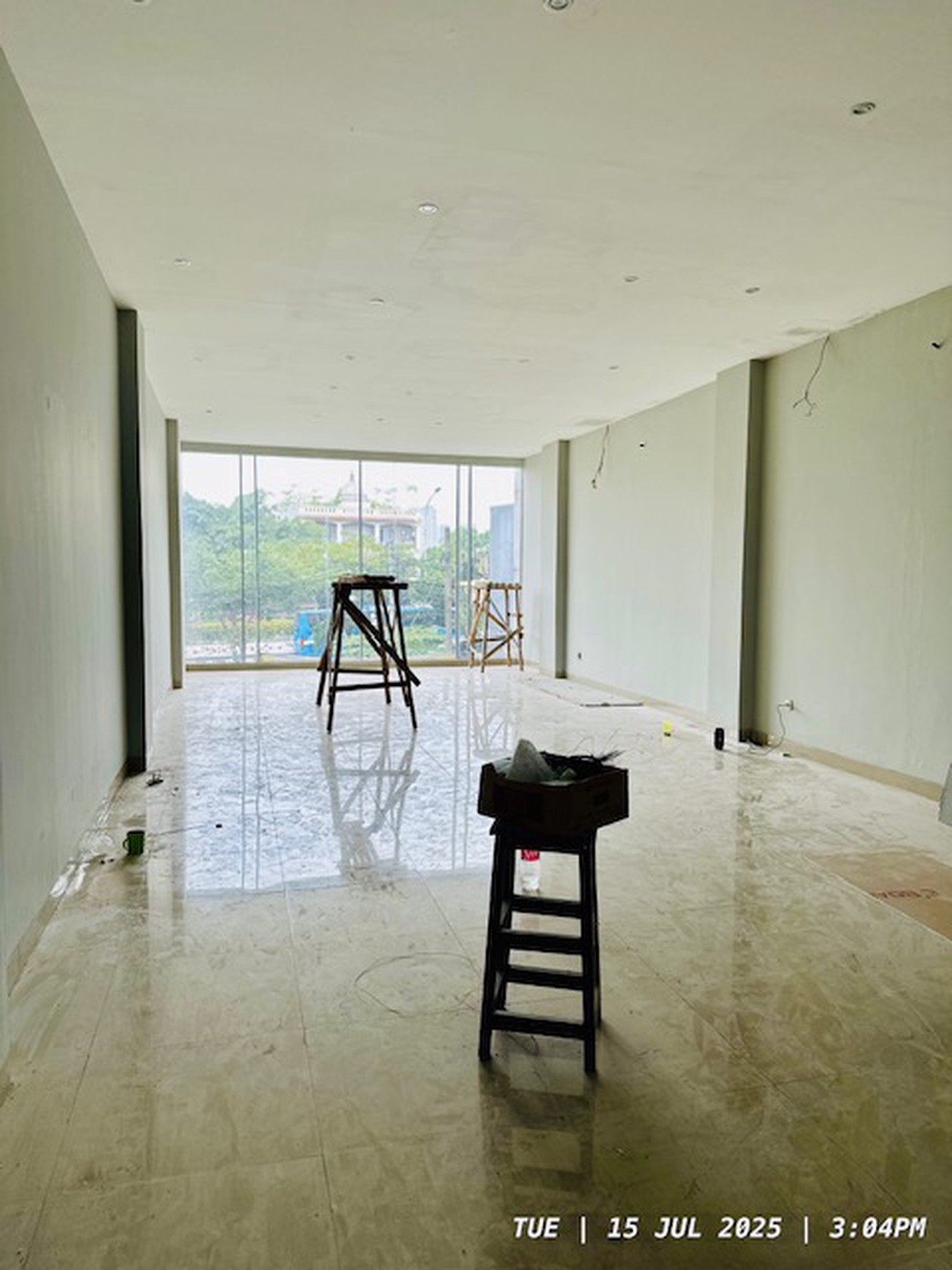 Disewakan Ruko 5 Lantai  jl pondok indah arteri