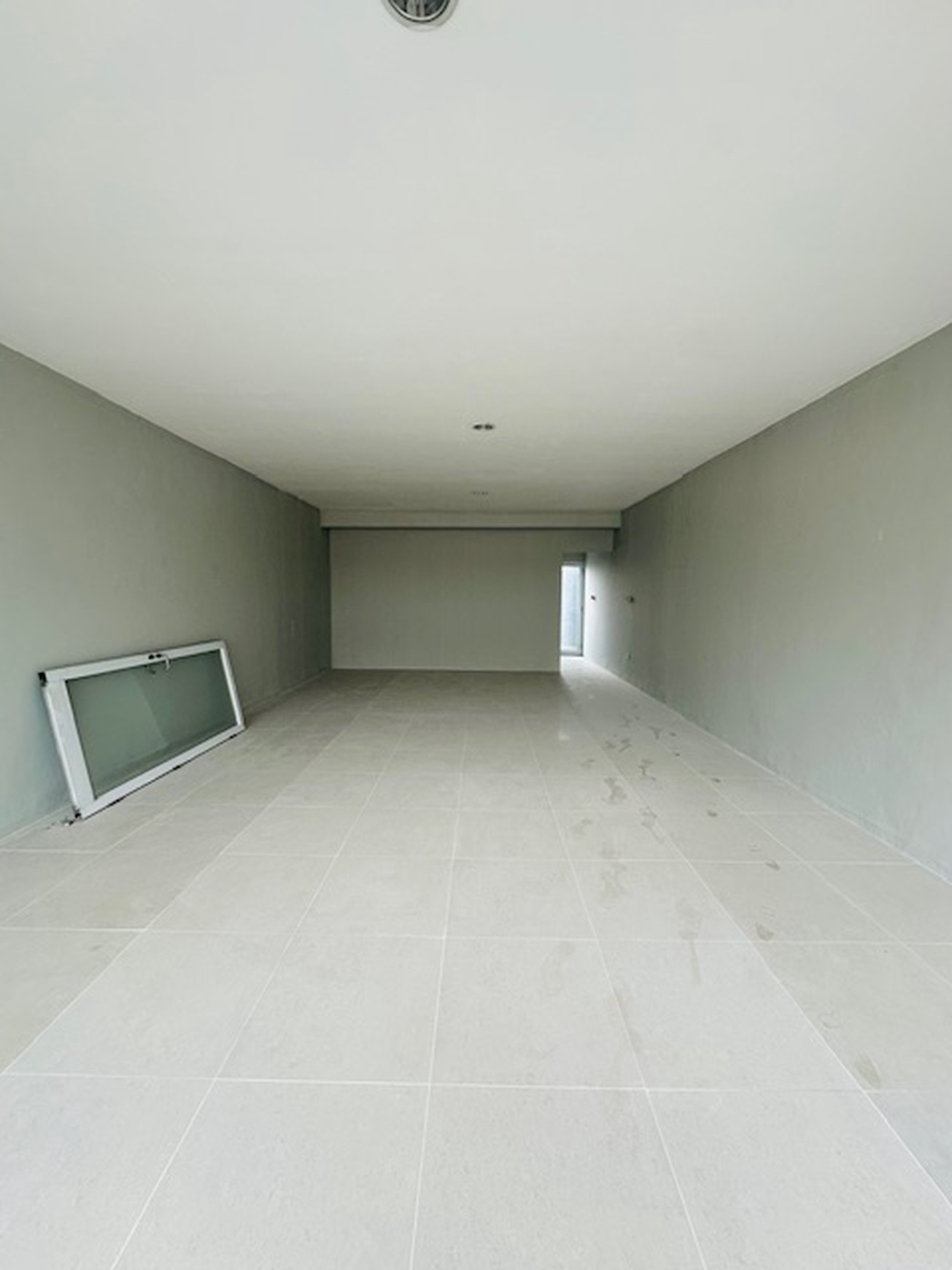 Disewakan Ruko 5 Lantai  jl pondok indah arteri