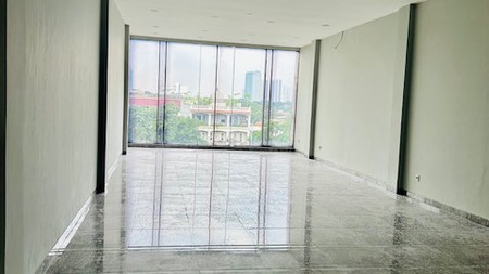 Disewakan Ruko 5 Lantai  jl pondok indah arteri
