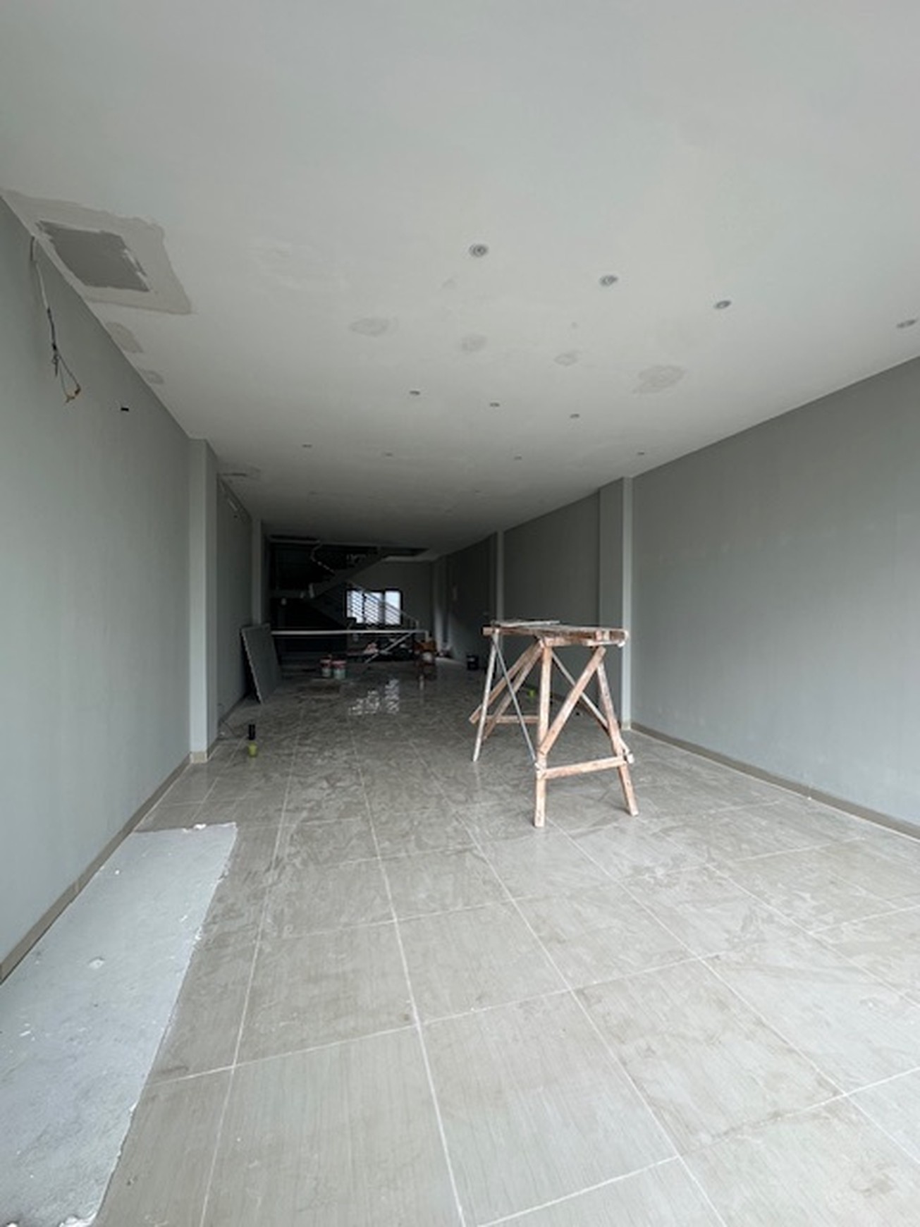 Disewakan Ruko 5 Lantai  jl pondok indah arteri