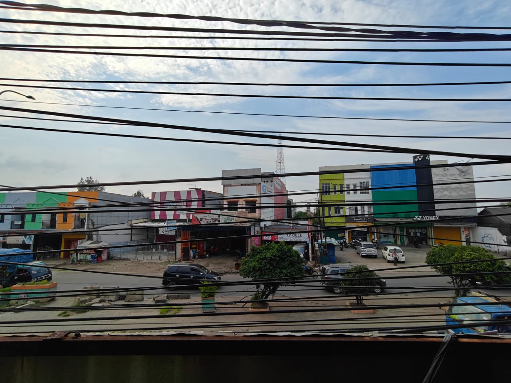 Ruko 3 Lantai Strategis di Jl. Layang, Dekat SGC Cikarang - Cocok untuk Usaha & Investasi!