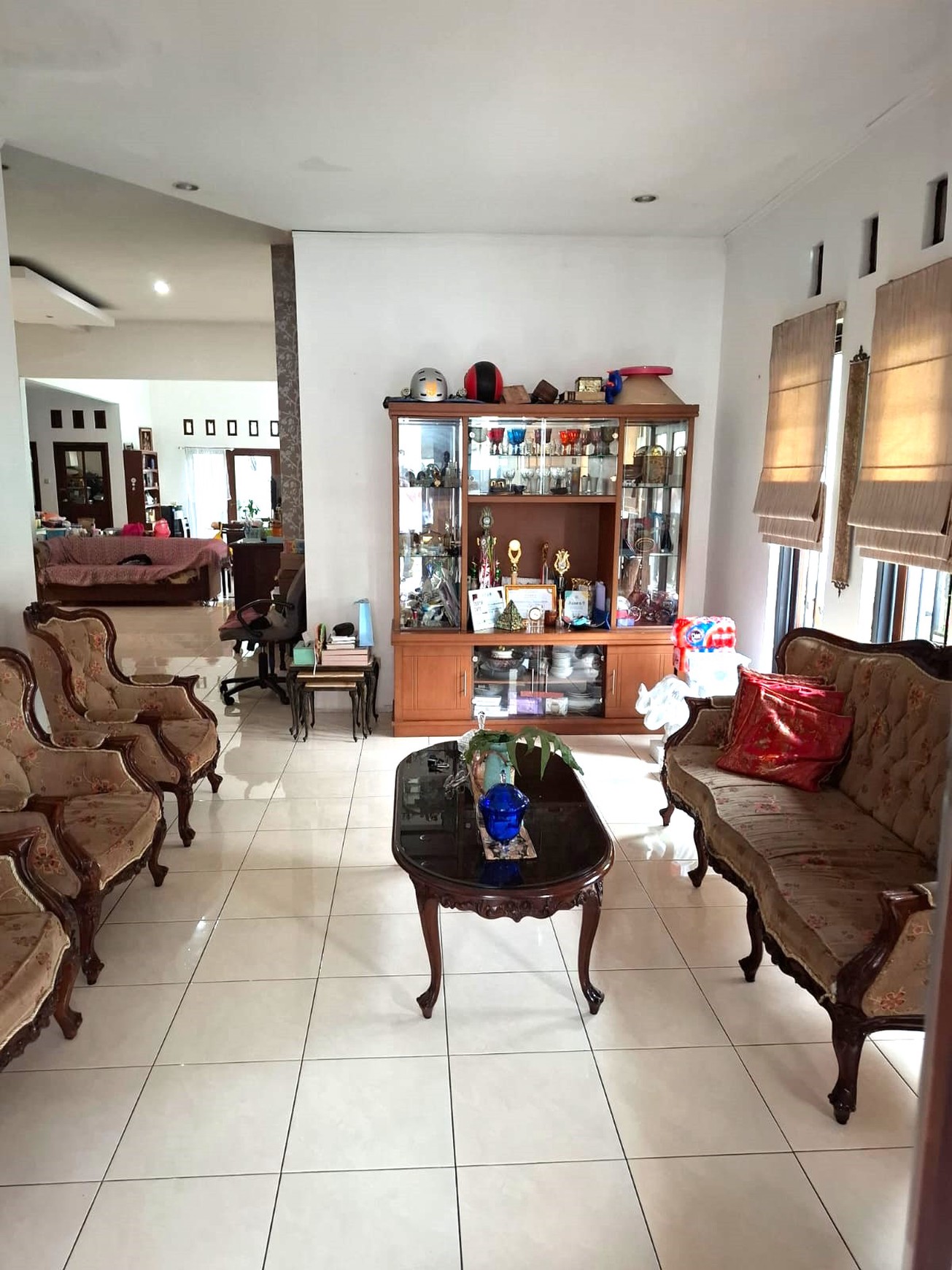 Rumah Minimalis 1,5 Lantai Luas 339 m2 Akses Bagus Dekat Citos