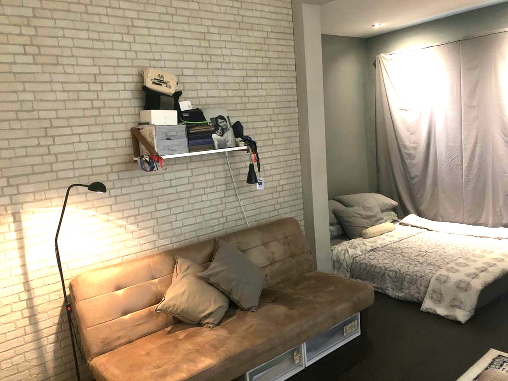 Dijual Rumah terletak di Area Komersil Mampang Prapatan, Jakarta Selatan