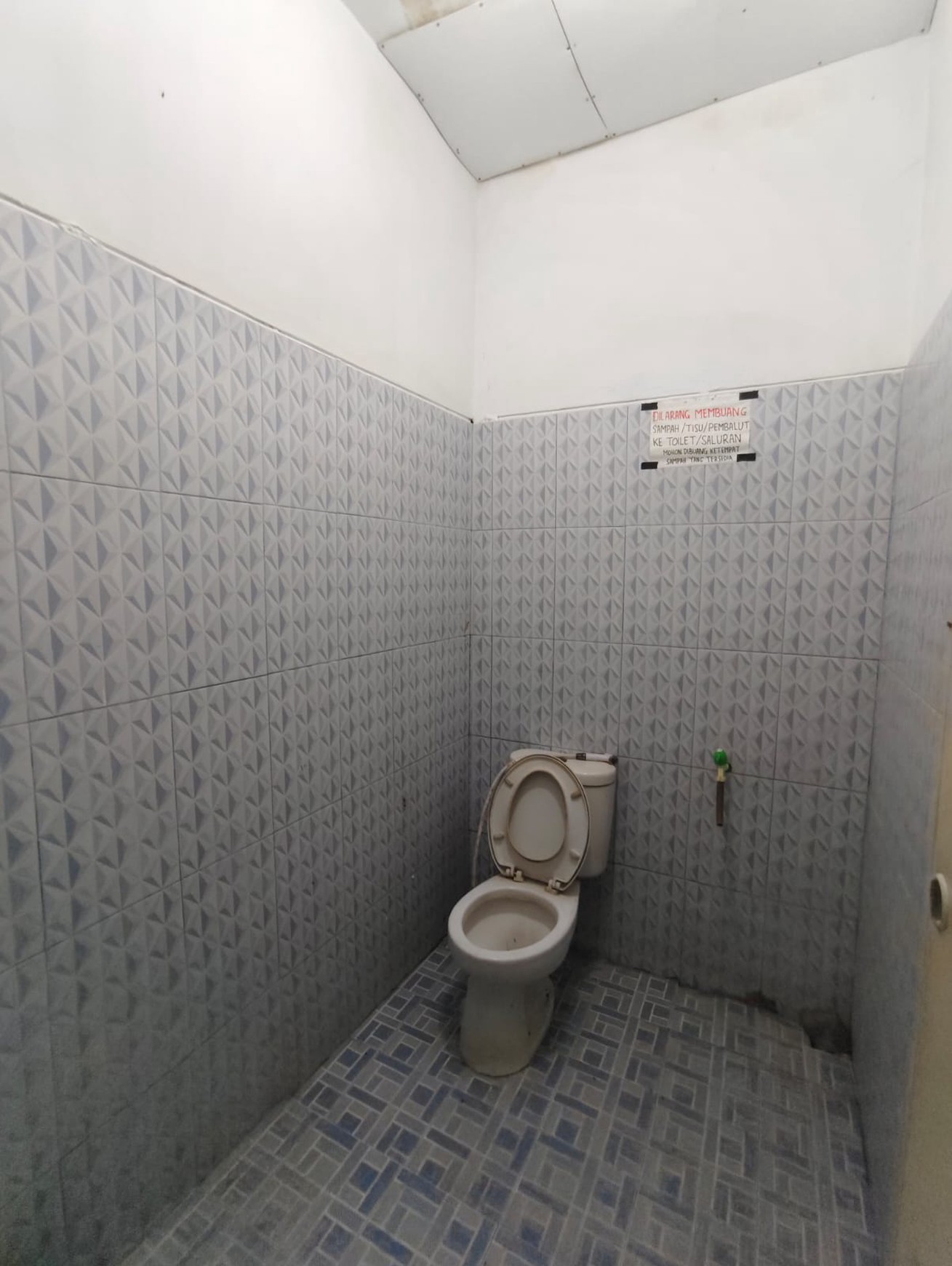 Ruko Canadian di Kota Wisata