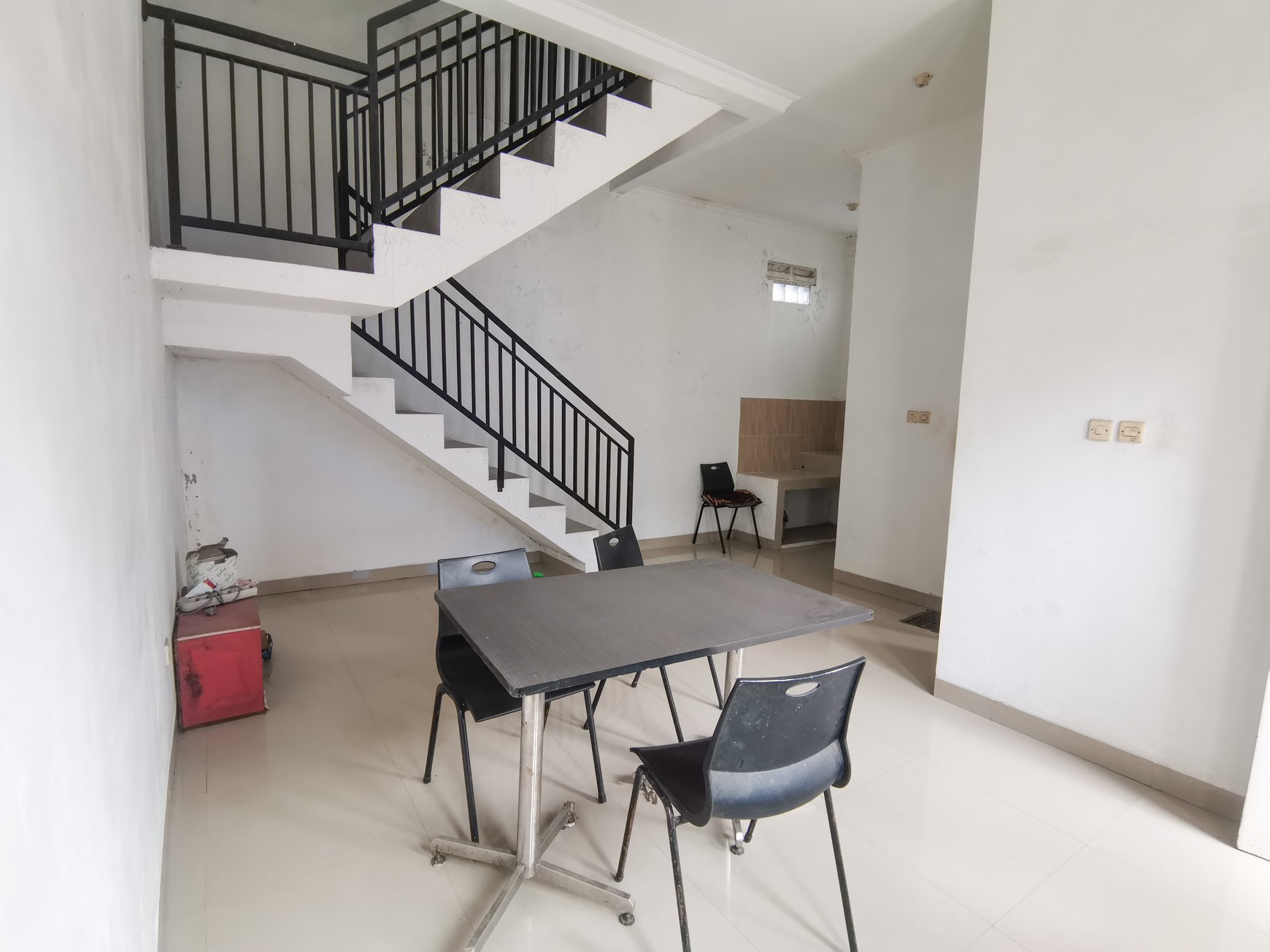 Rumah Tinggal di Jatiwarna