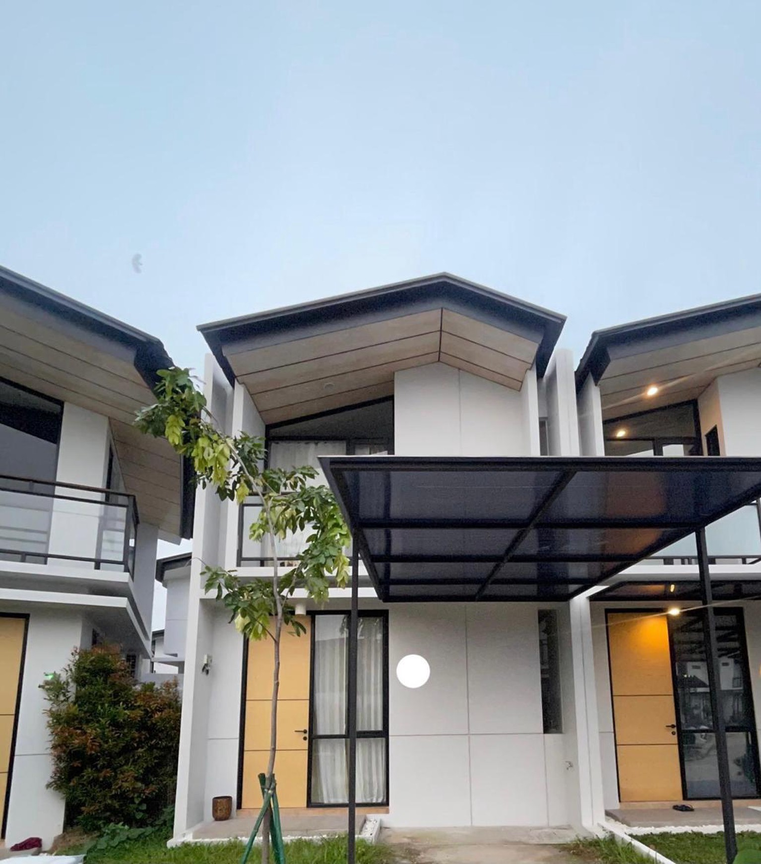 UpTown Lippo Cikarang - Rumah 2BR 2KM Dekat Fasilitas Lengkap !