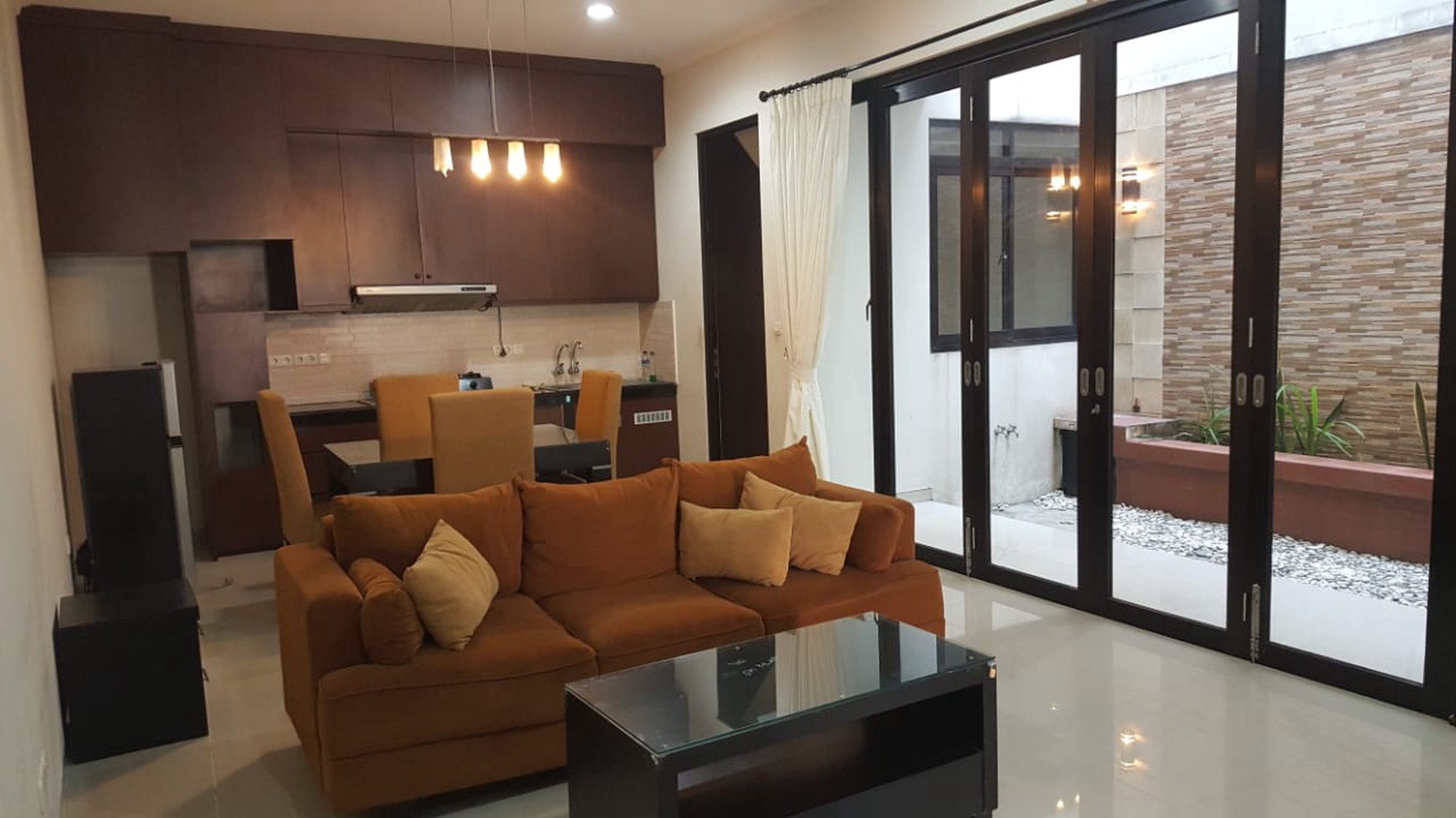 Rumah Bagus Siap Huni Furnished Terawat di Discovery Fiore, Bintaro Jaya Sektor 9, Tangerang Selatan