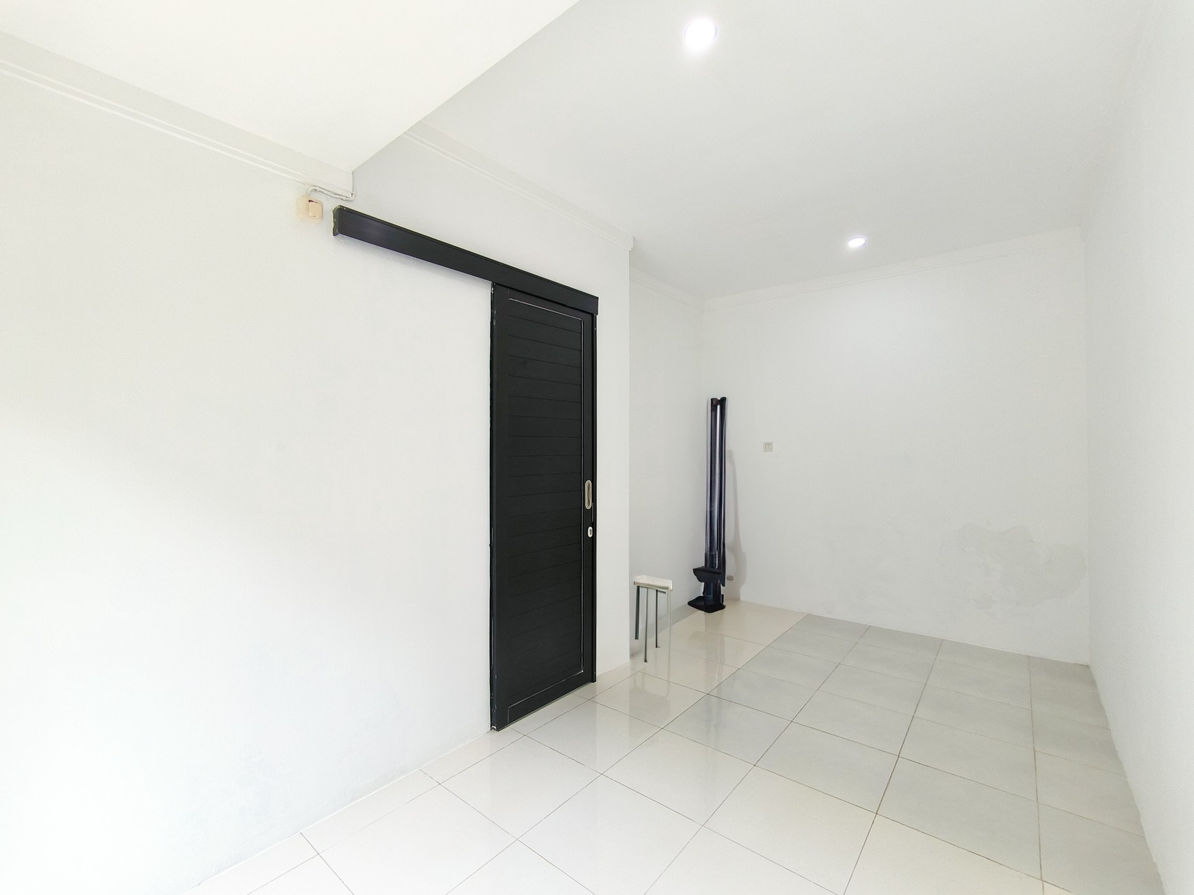 Rumah Bagus Terawat dan Siap Huni di Discovery Terra, Bintaro Jaya Sektor 9