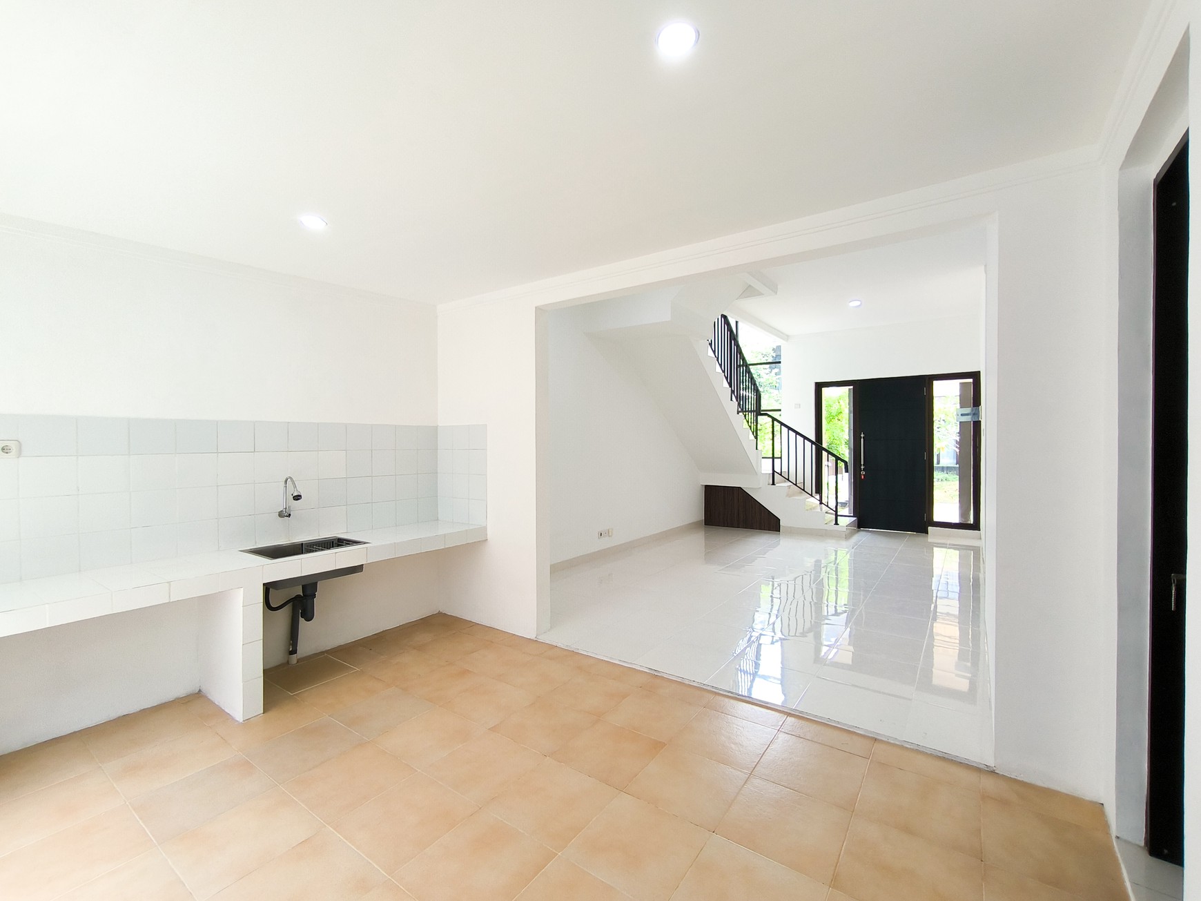 Rumah Bagus Terawat dan Siap Huni di Discovery Terra, Bintaro Jaya Sektor 9