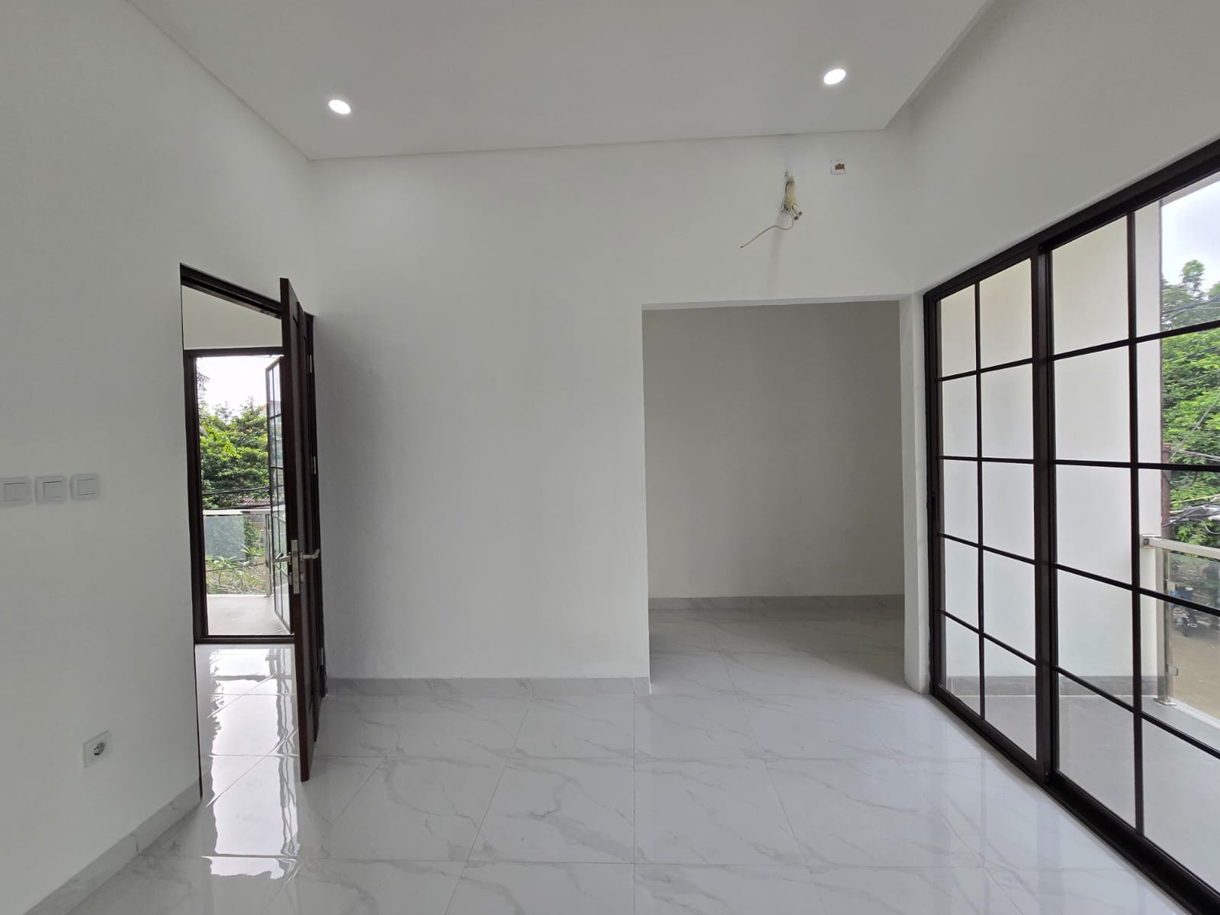 Rumah Bagus Brand New Siap Huni dan Asri di Graha Bintaro, Tangerang Selatan