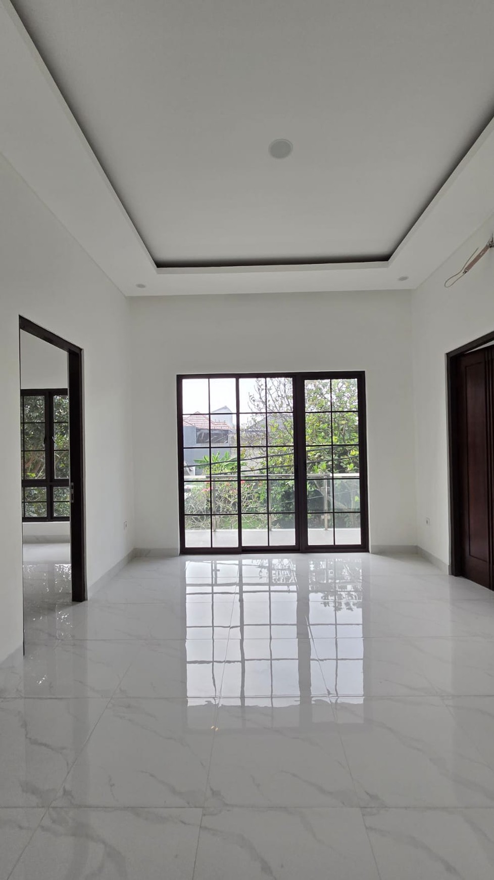 Rumah Bagus Brand New Siap Huni dan Asri di Graha Bintaro, Tangerang Selatan