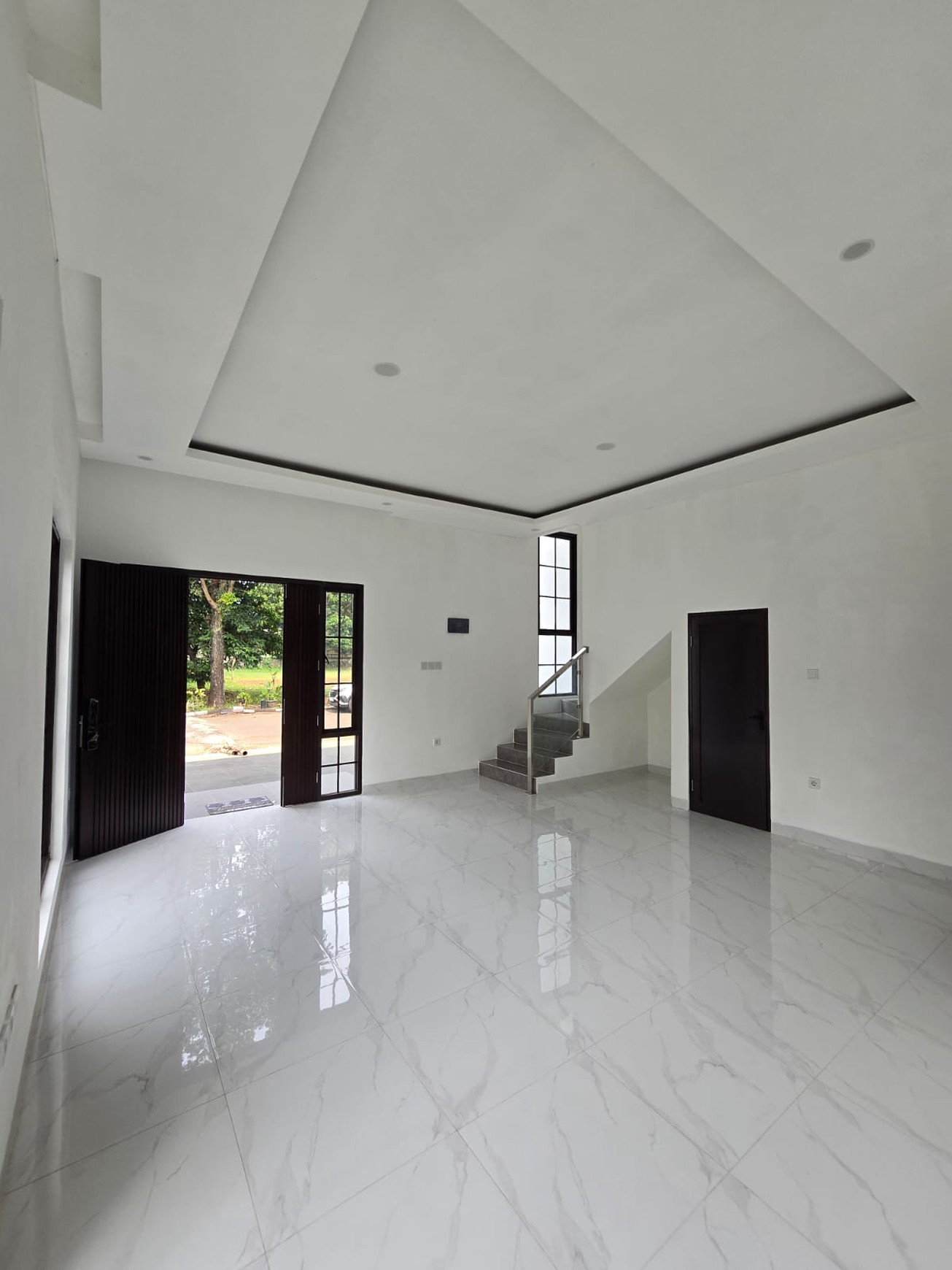 Rumah Bagus Brand New Siap Huni dan Asri di Graha Bintaro, Tangerang Selatan
