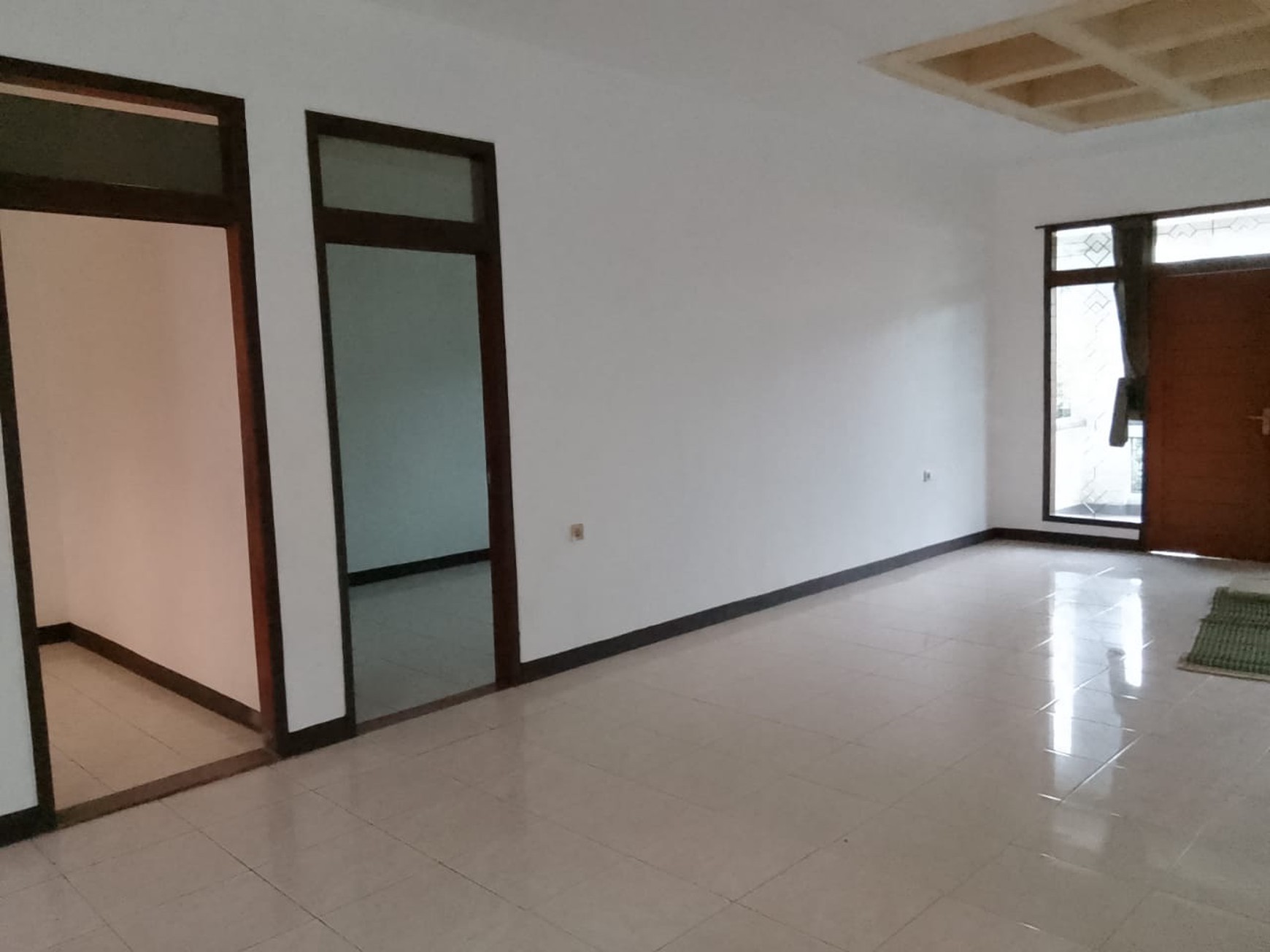 Rumah Luas & Nyaman di Komplek Parakan Waas, Bandung