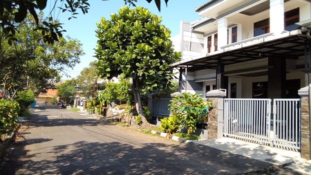 Rumah Keluarga Luas di Batununggal Bandung