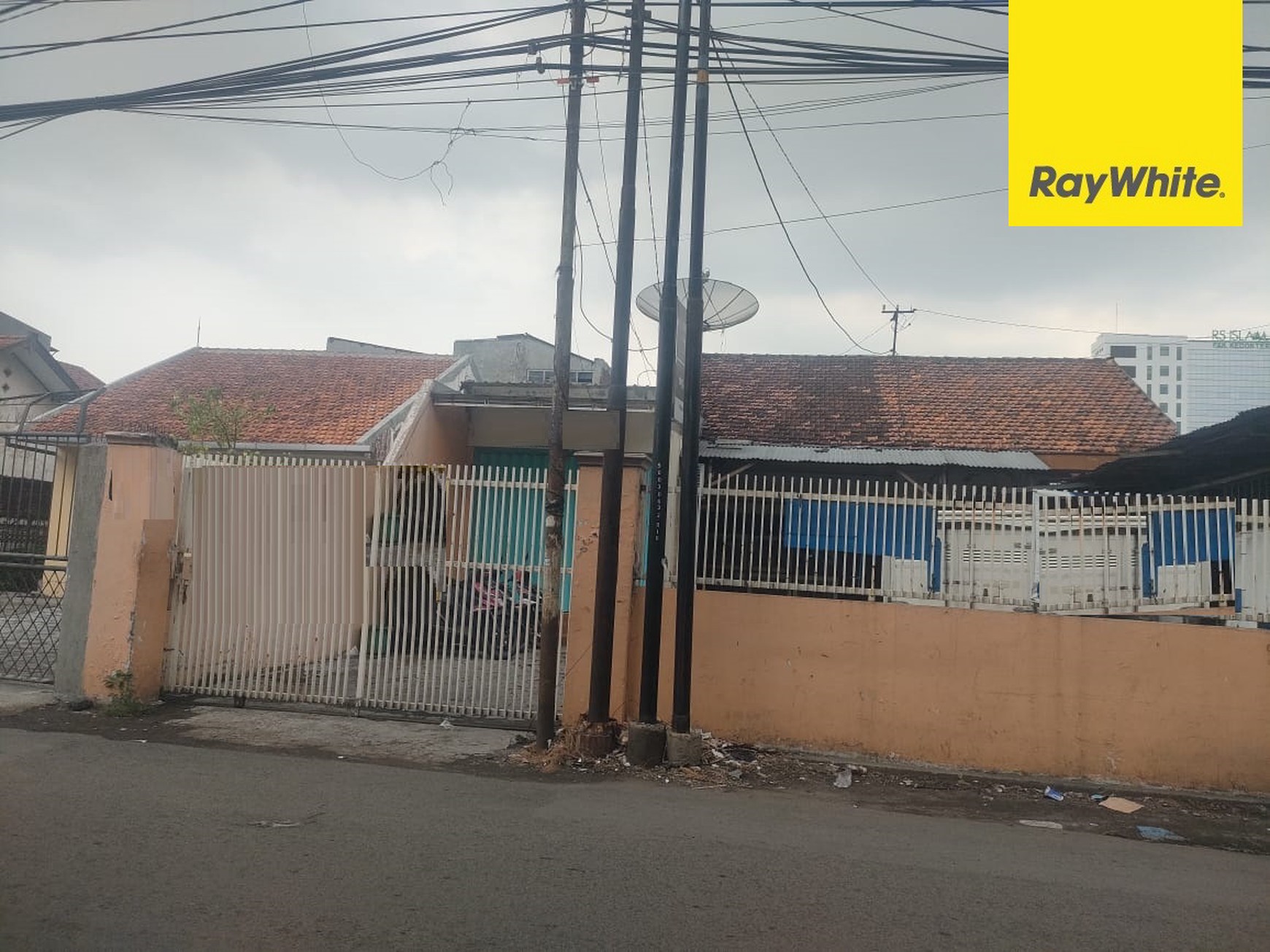 Dijual Rumah SHM di Jl Jetis Kulon Wonokromo Surabaya