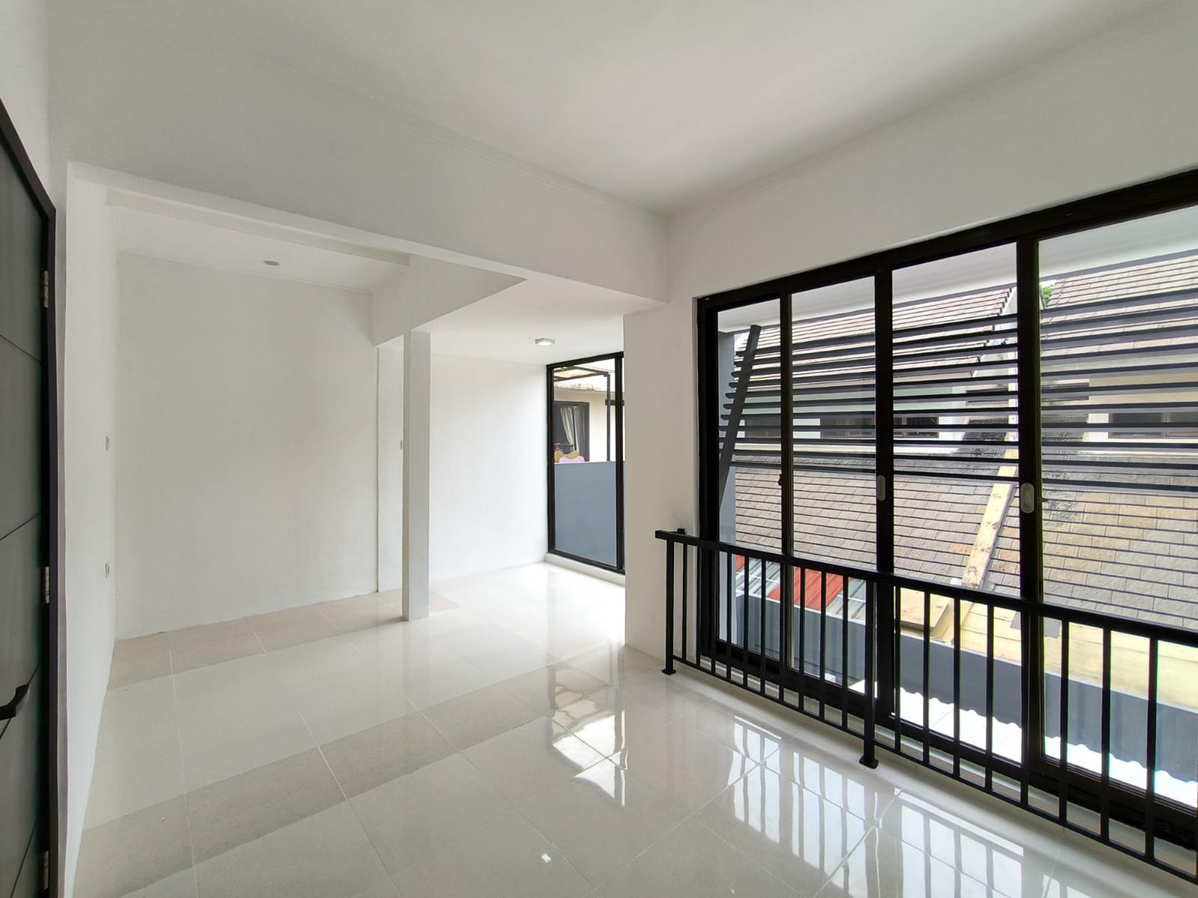 Dijual Cepat Rumah dalam cluster,Jalan lebar di Bintaro Jaya 9