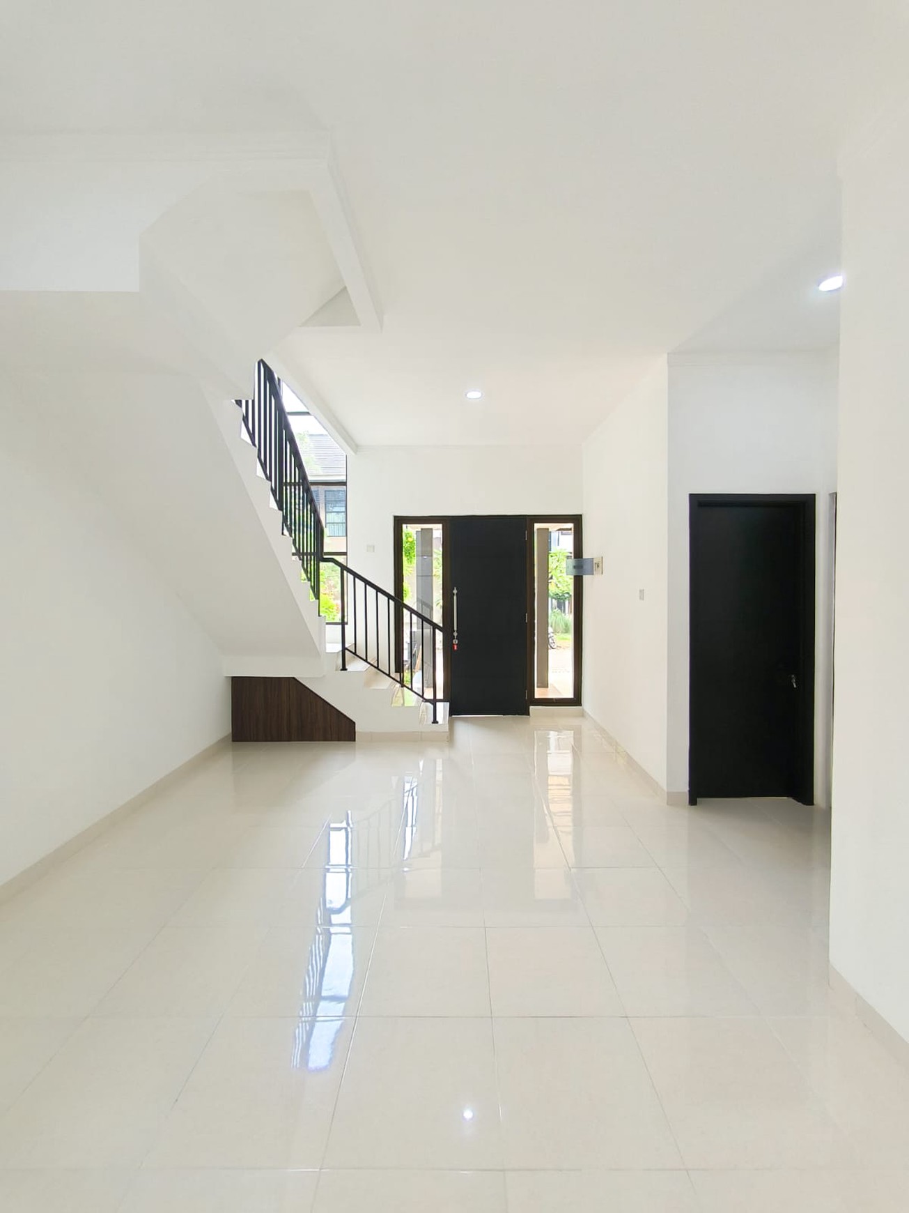 Dijual Cepat Rumah dalam cluster,Jalan lebar di Bintaro Jaya 9