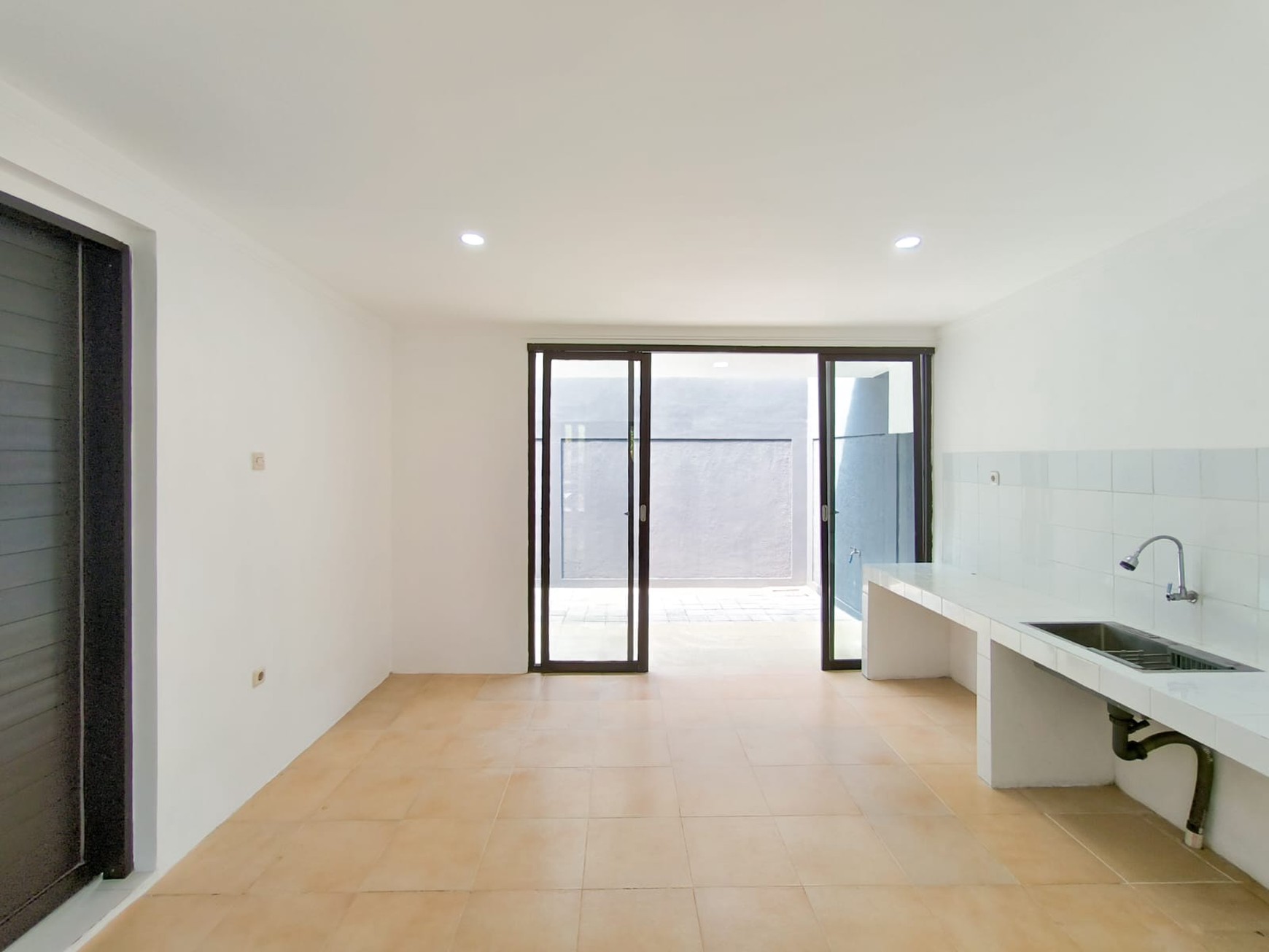 Dijual Cepat Rumah dalam cluster,Jalan lebar di Bintaro Jaya 9