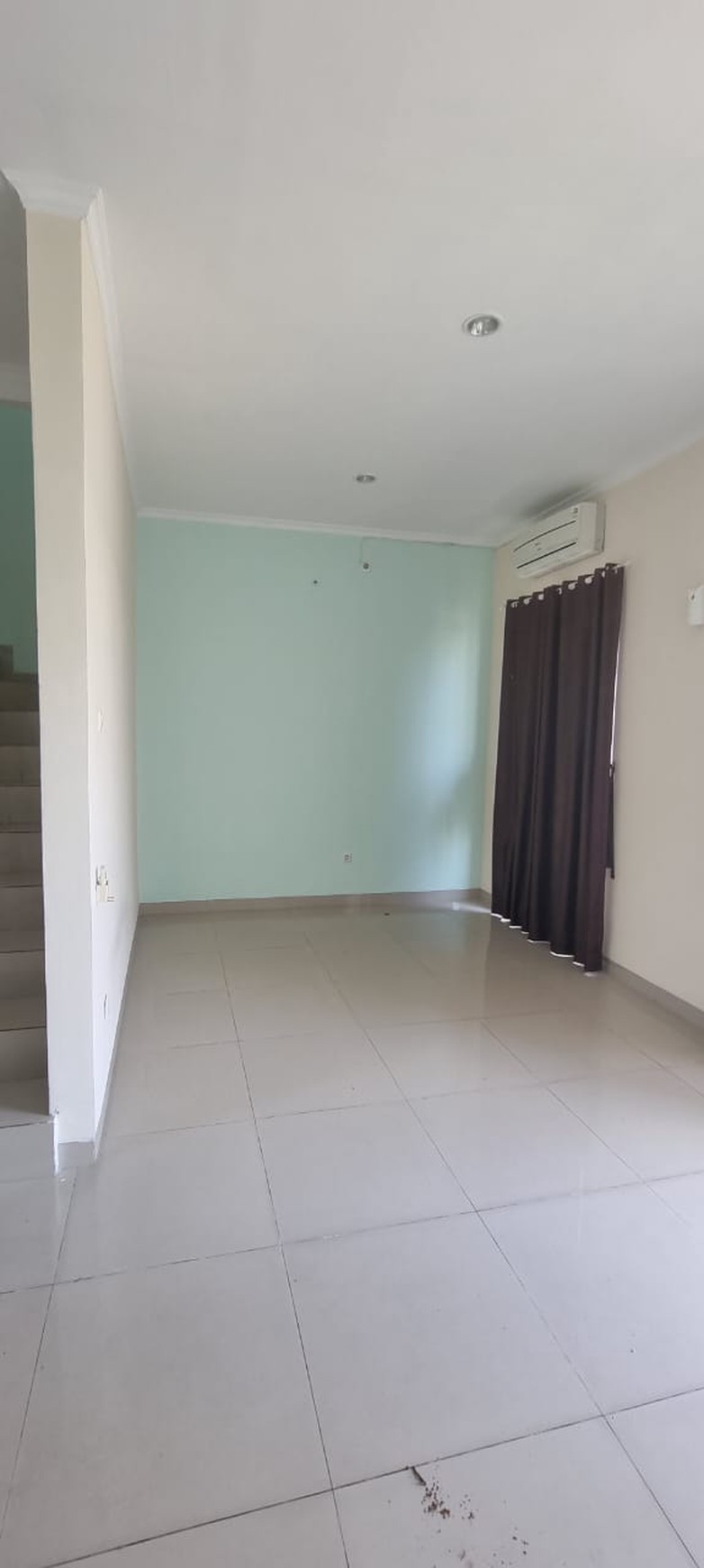 Rumah 2 Lantai Siap Huni dengan Hunian Nyaman dan Asri SHM @Pondok Aren.